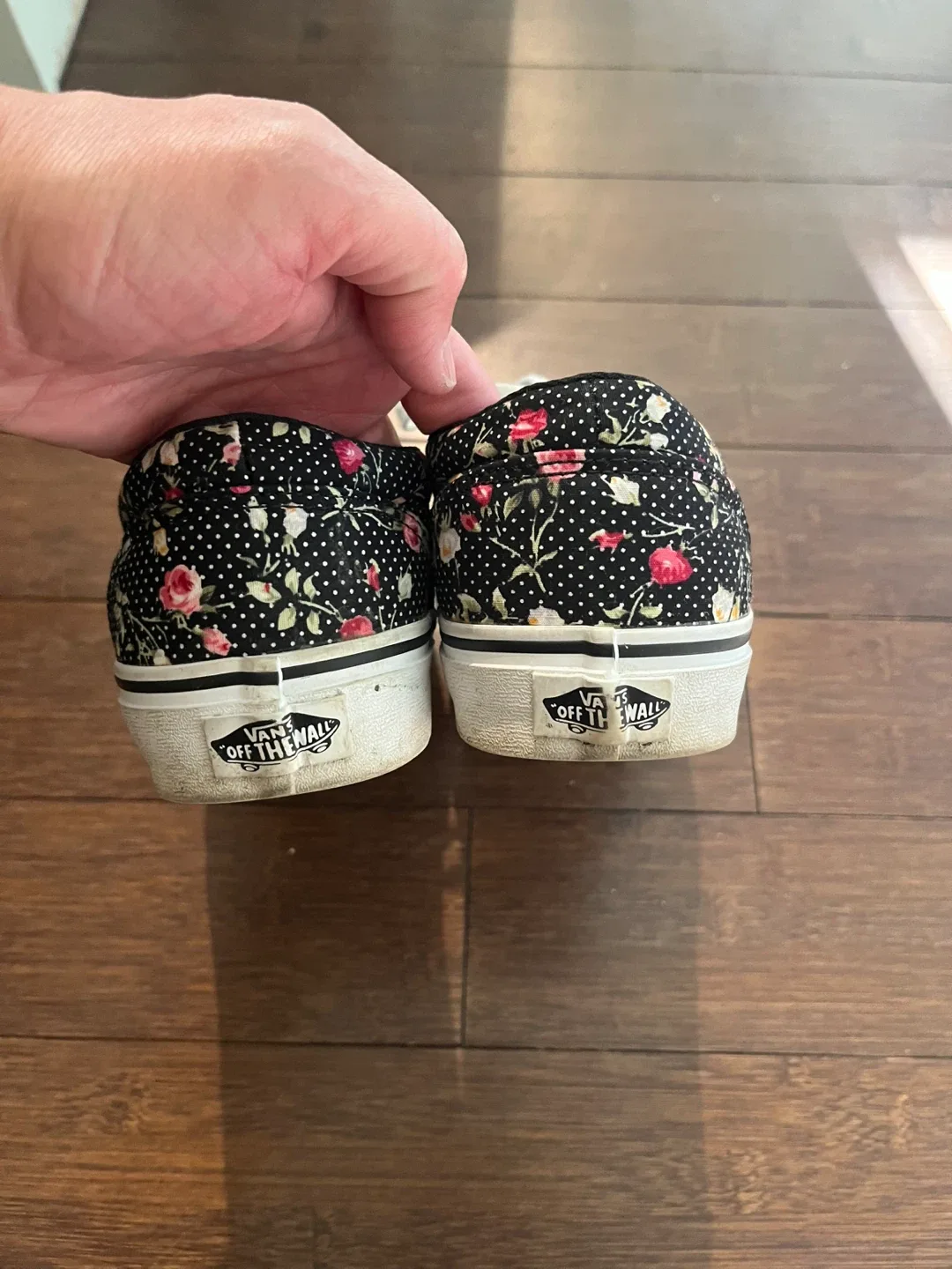 Vans Floral Print Sneakers - Women's Size 8 image indicator(3)