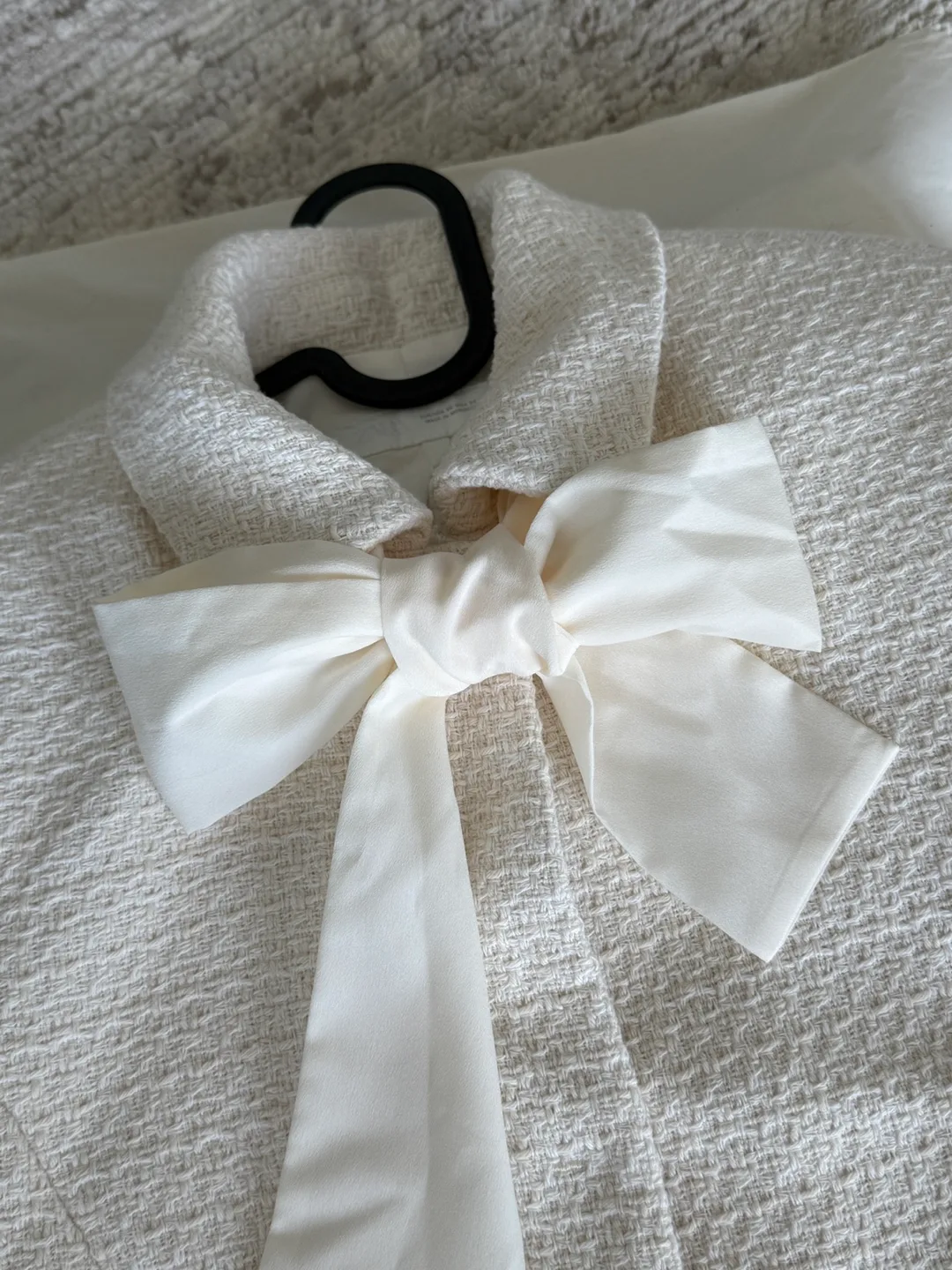 Adorable Cream Tweed Blazer with Bow thumbnail