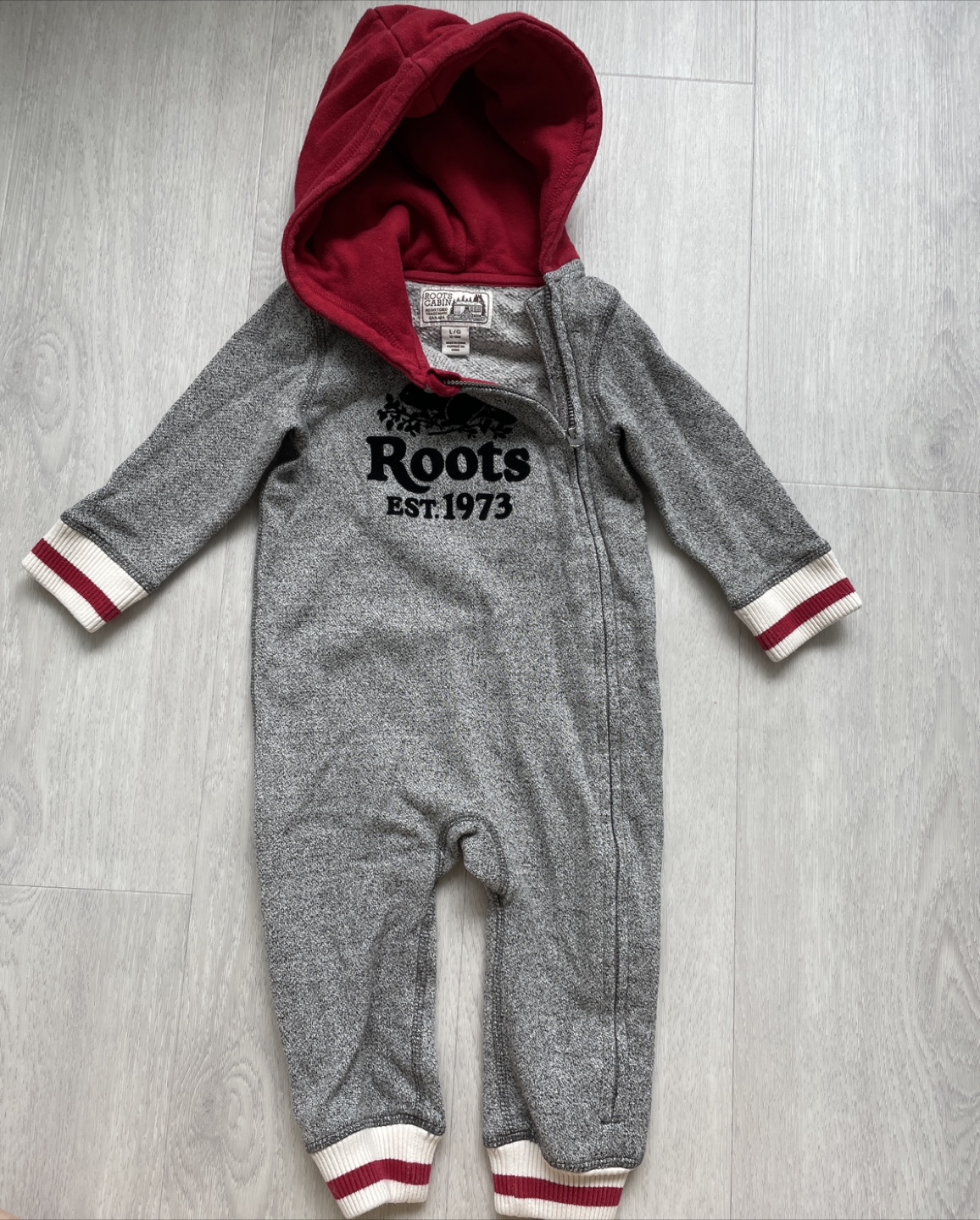 Roots Baby Onesie 12-18 Months
