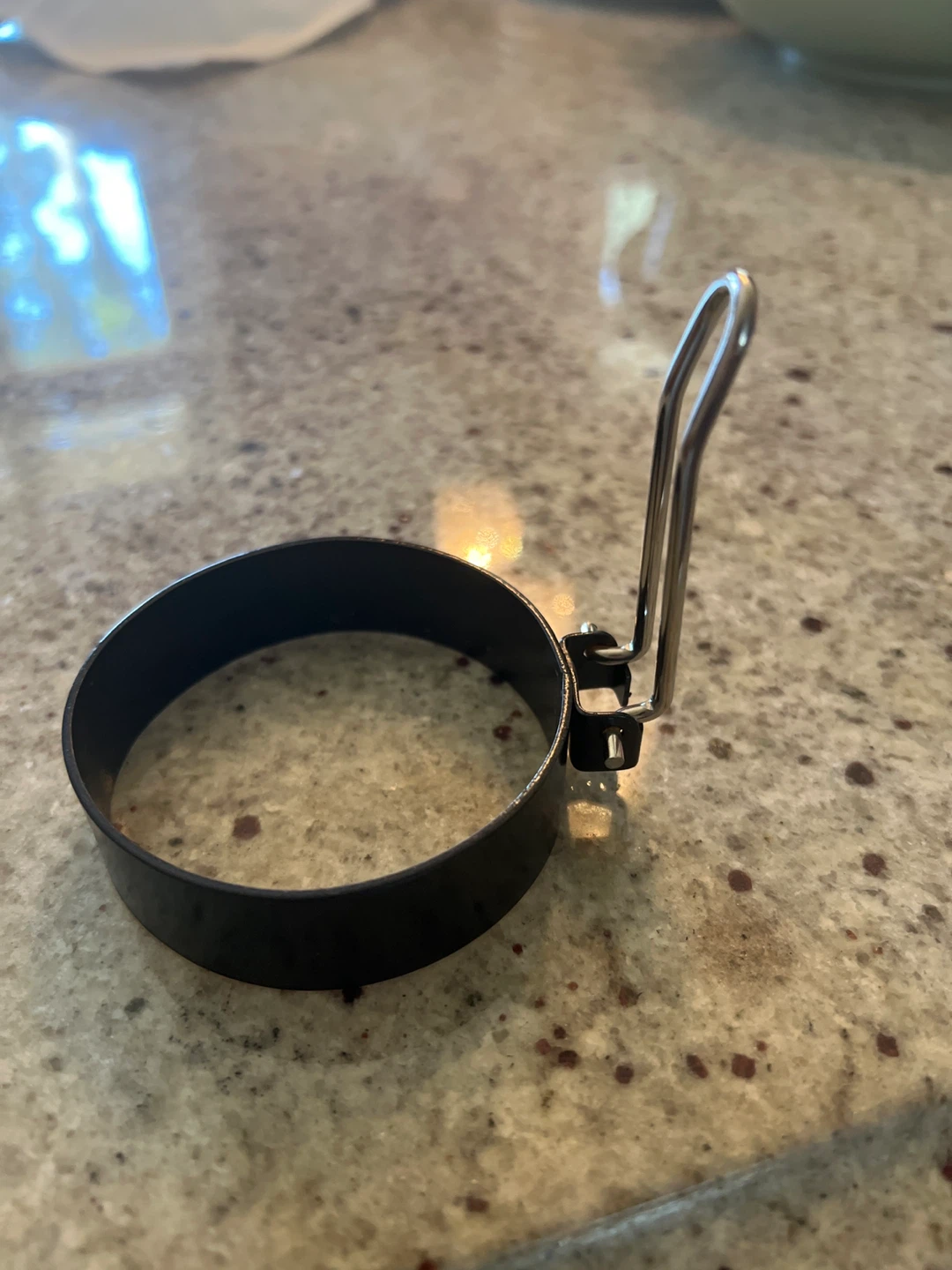 Egg Ring with Handle - Black