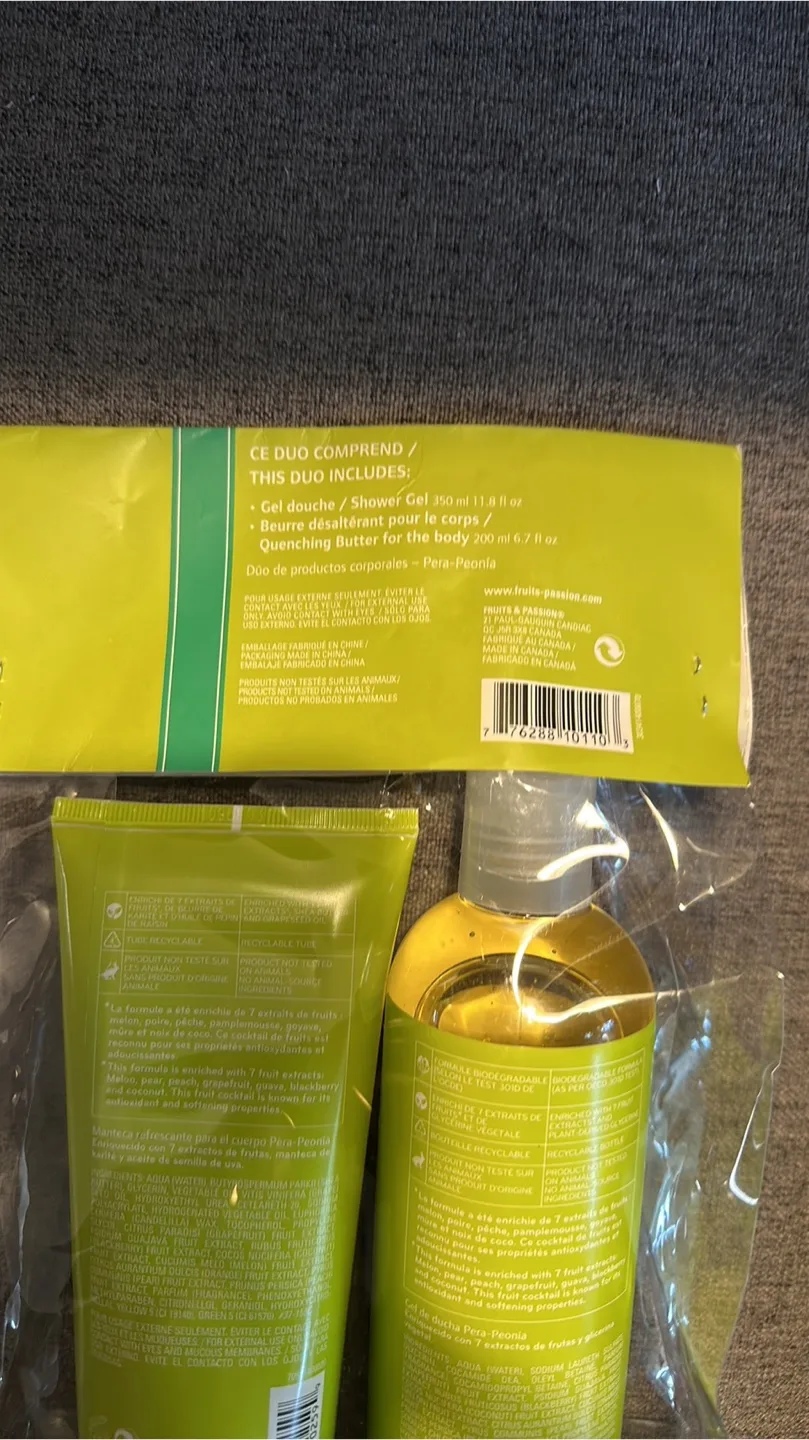 Fruits & Passion Pear Peony Body Care Duo image indicator(3)