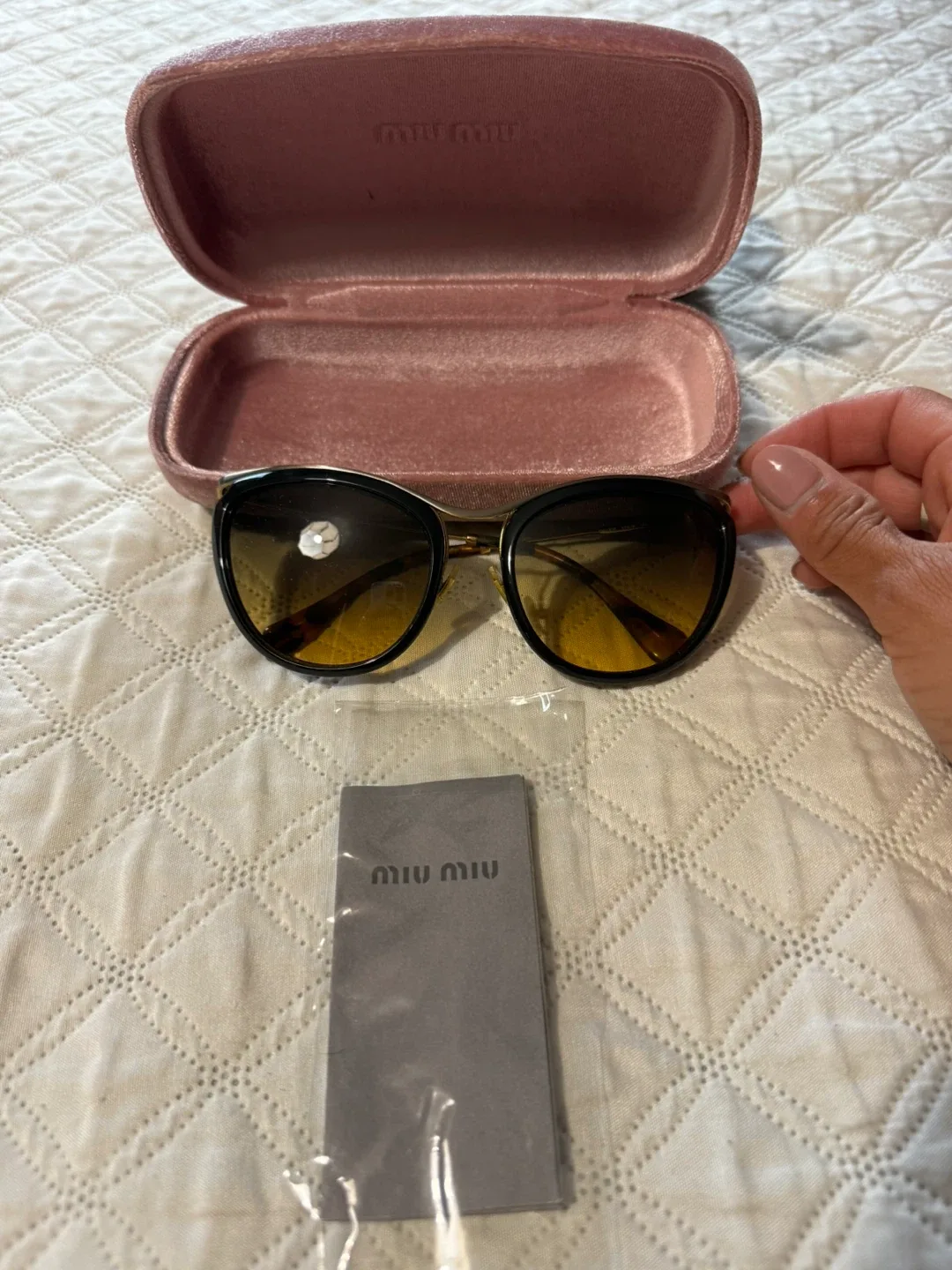 Miu Miu Sunglasses with Case image indicator(3)
