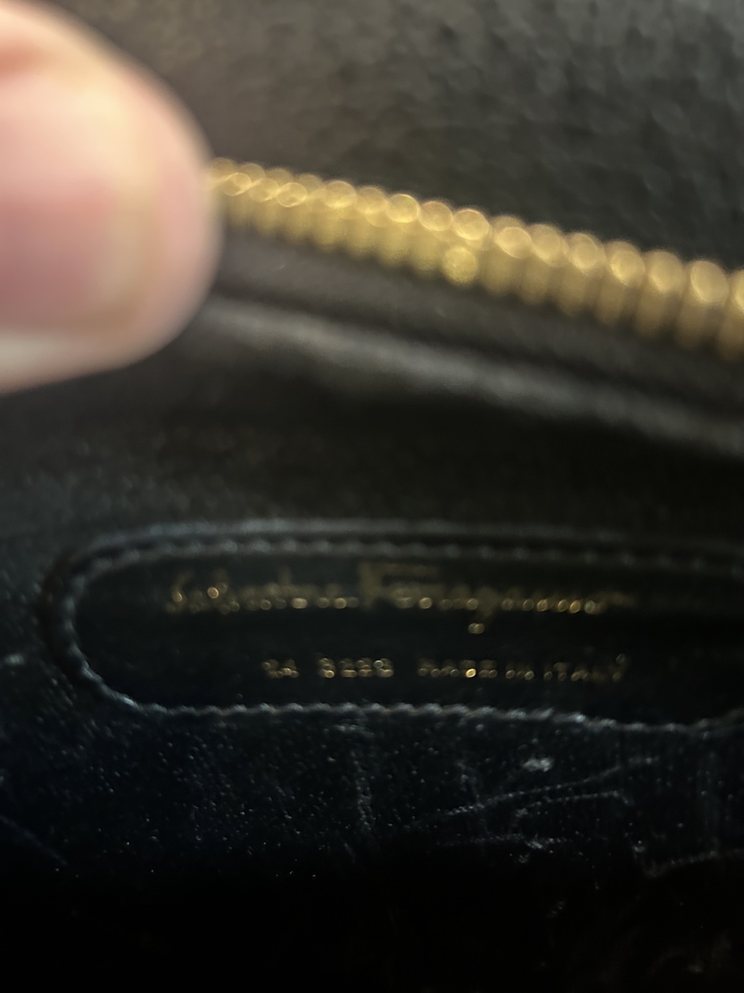 Salvatore Ferragamo Black Leather Handbag - photo 3