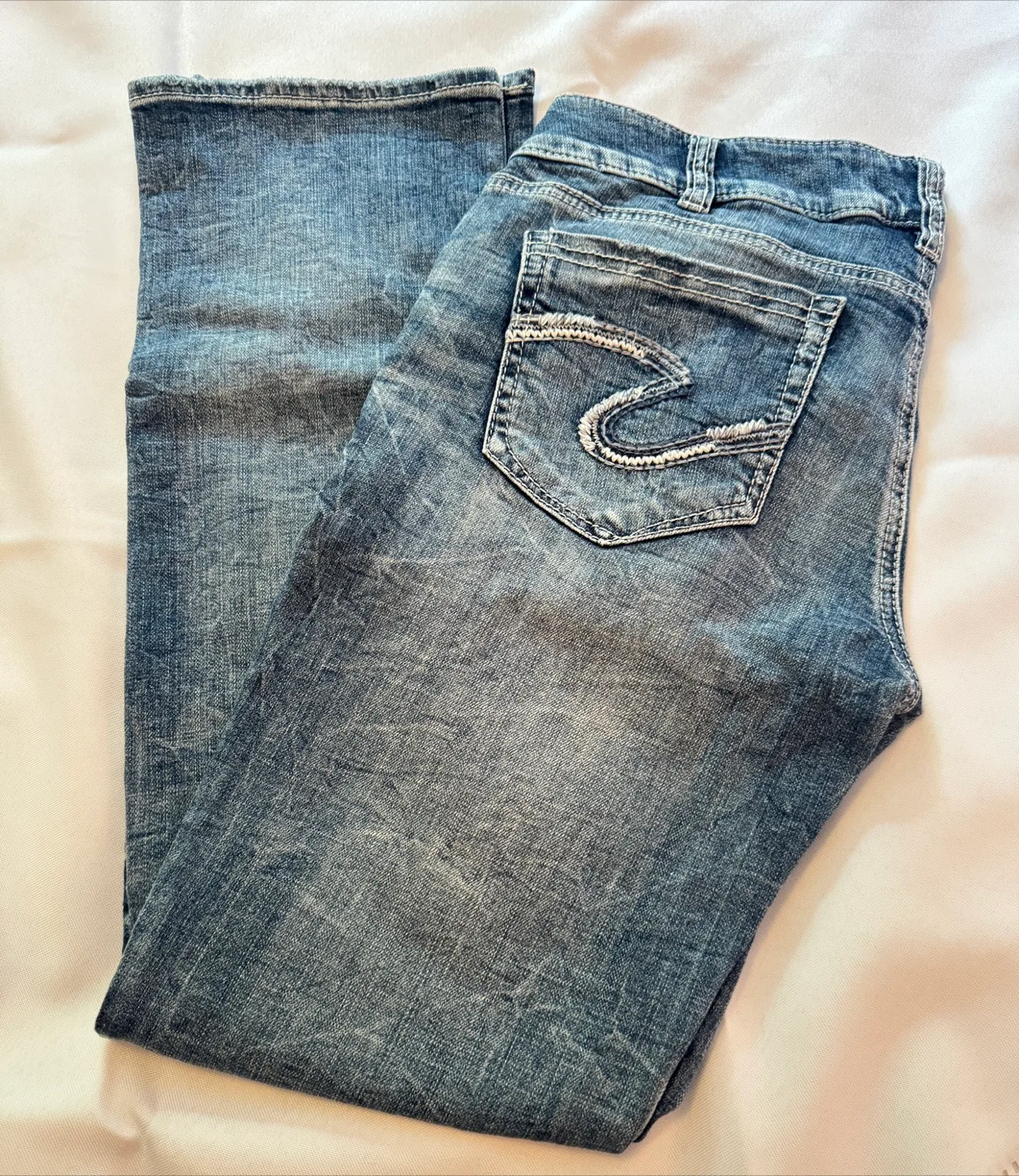 Silver Jeans Suki Mid-Rise Jeans, Size 31Wx32L thumbnail