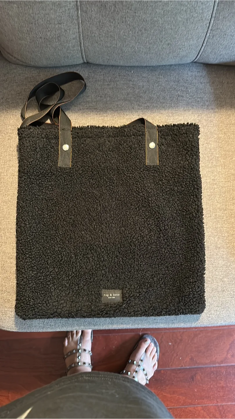 Rag & Bone Black Sherpa Tote Bag image indicator(6)