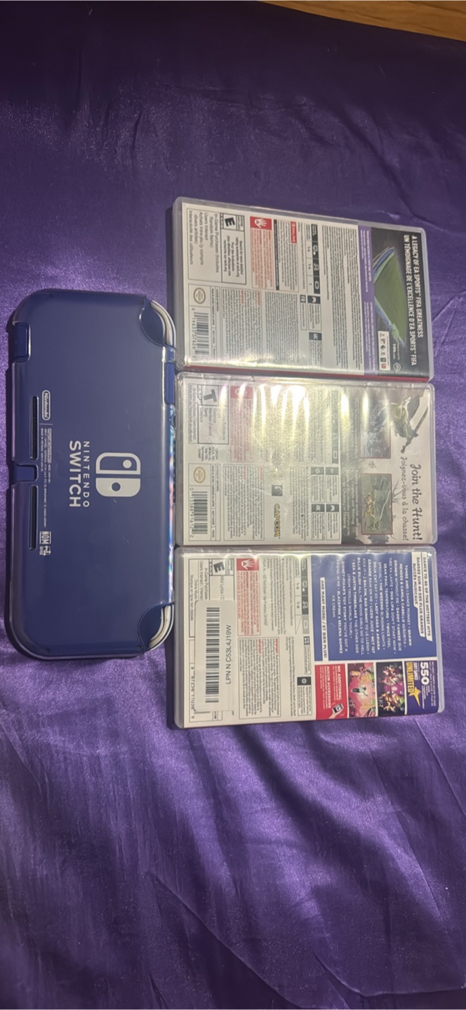 Nintendo Switch Lite Blue + 3 Games - photo 2
