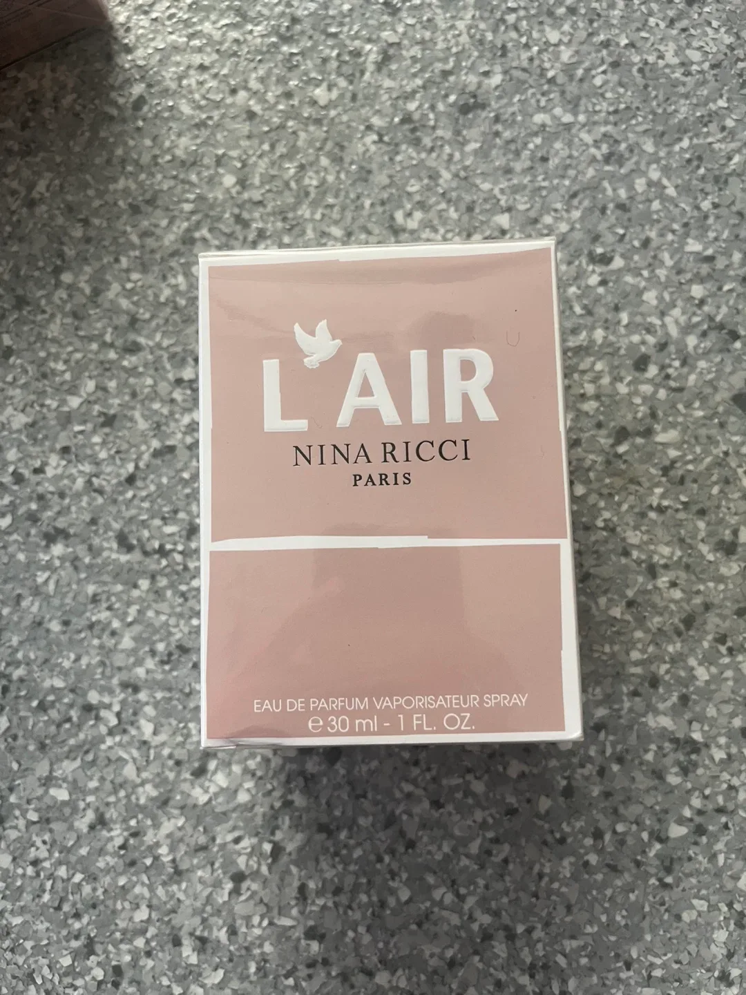 Nina Ricci L'Air Eau de Parfum 30ml thumbnail