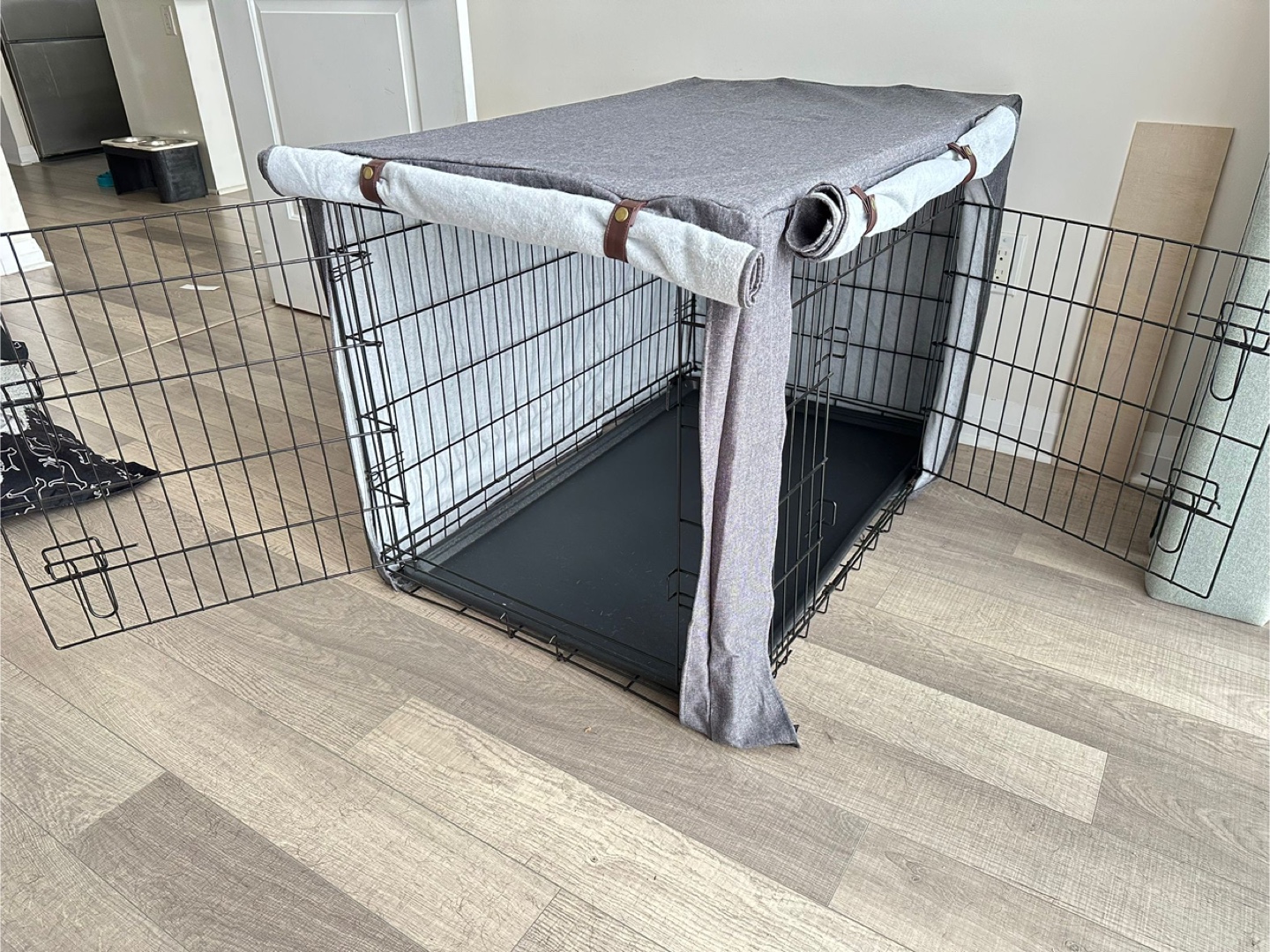 42” Dog Crate with Cover - Great Condition!