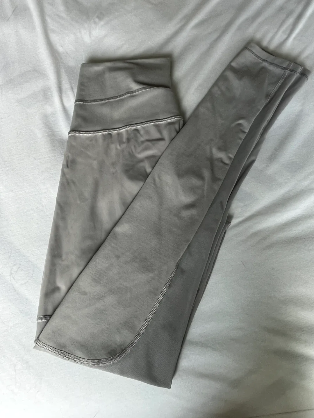 Lululemon Gray Leggings image indicator(3)