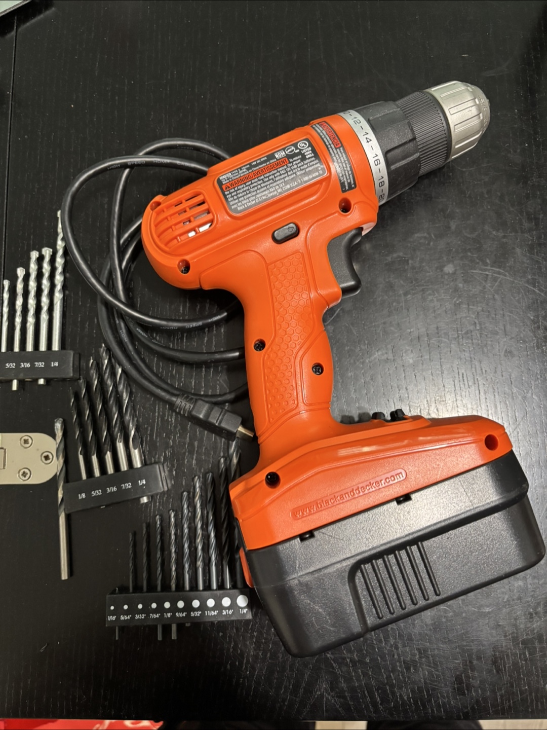 Black & Decker 18V Cordless Drill - photo 2