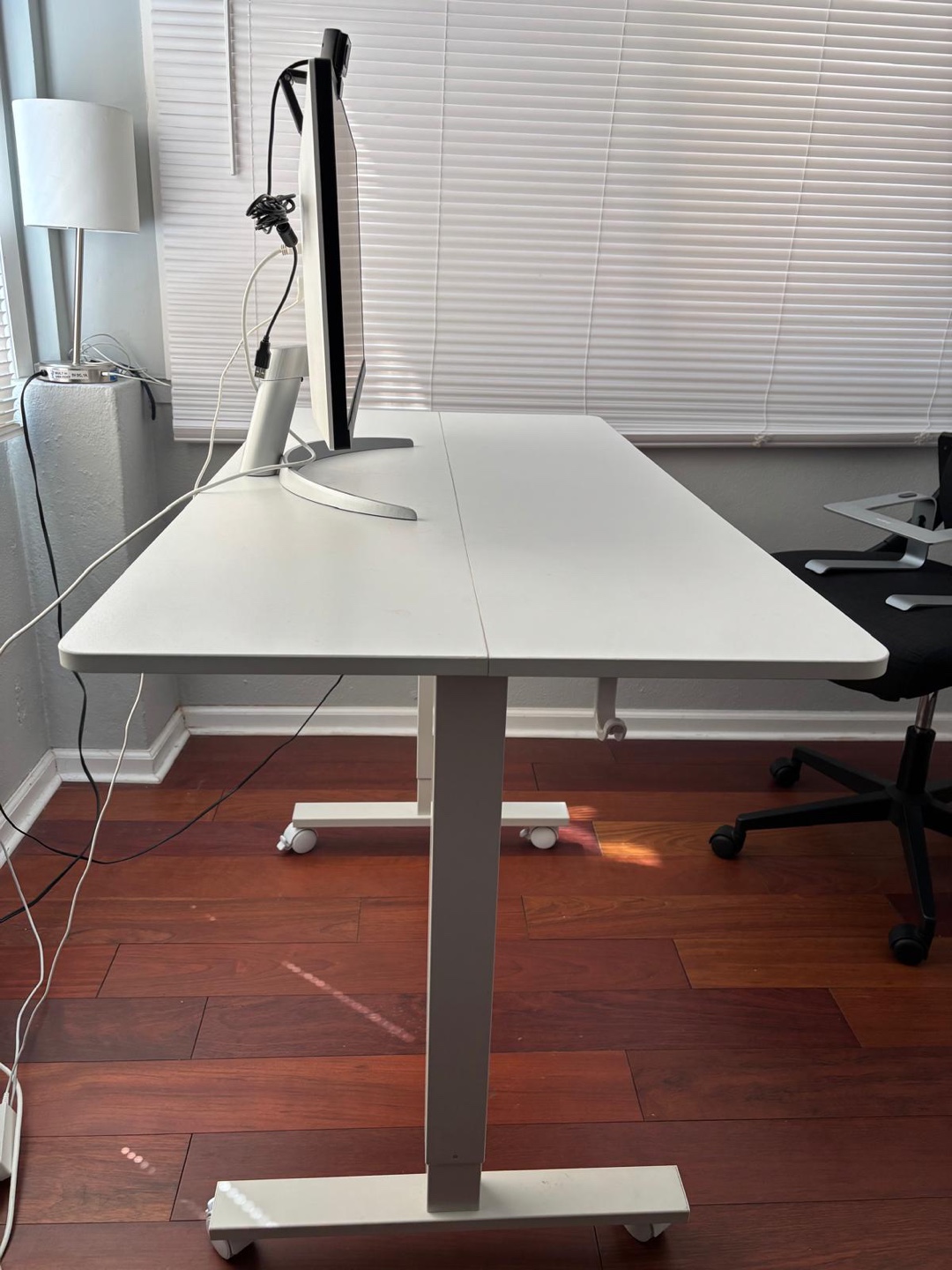 White Adjustable Standing Desk
