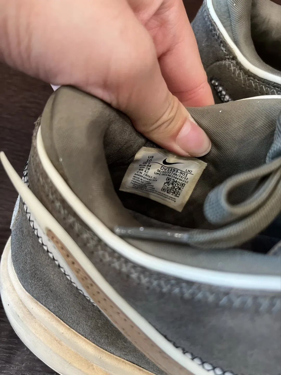 Nike LeBron XX Olive Green image indicator(6)