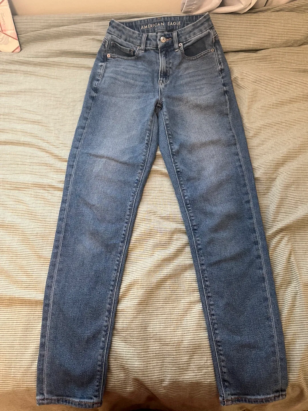 American Eagle Jeans - Size 00 image indicator(2)