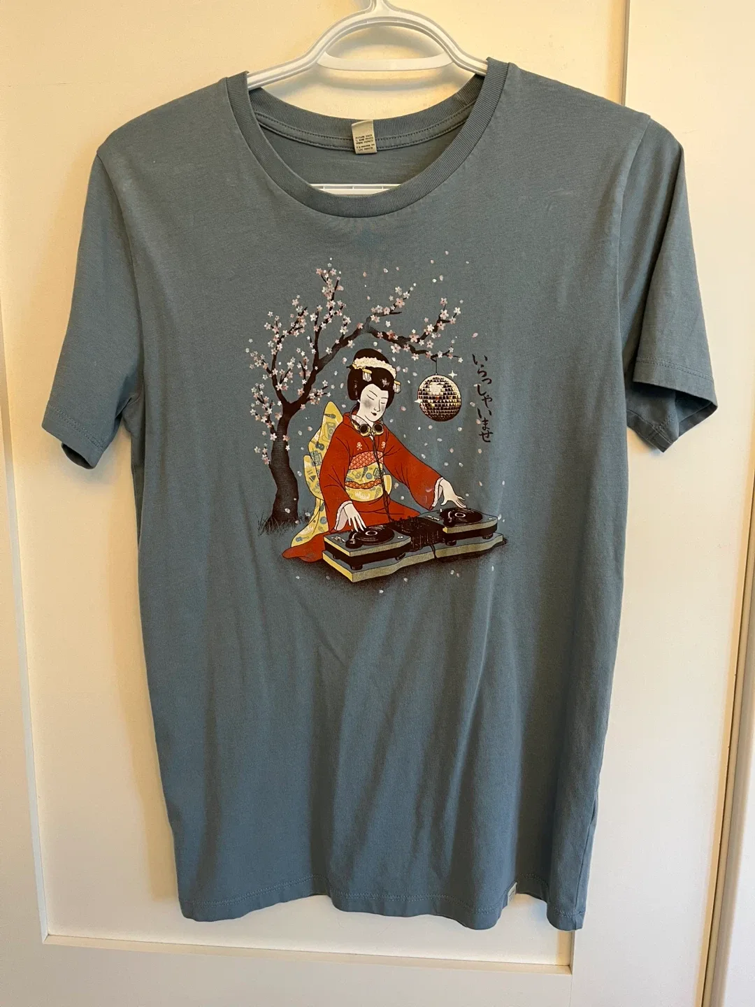 Wituka Organic Cotton T-Shirt - XS unisex thumbnail