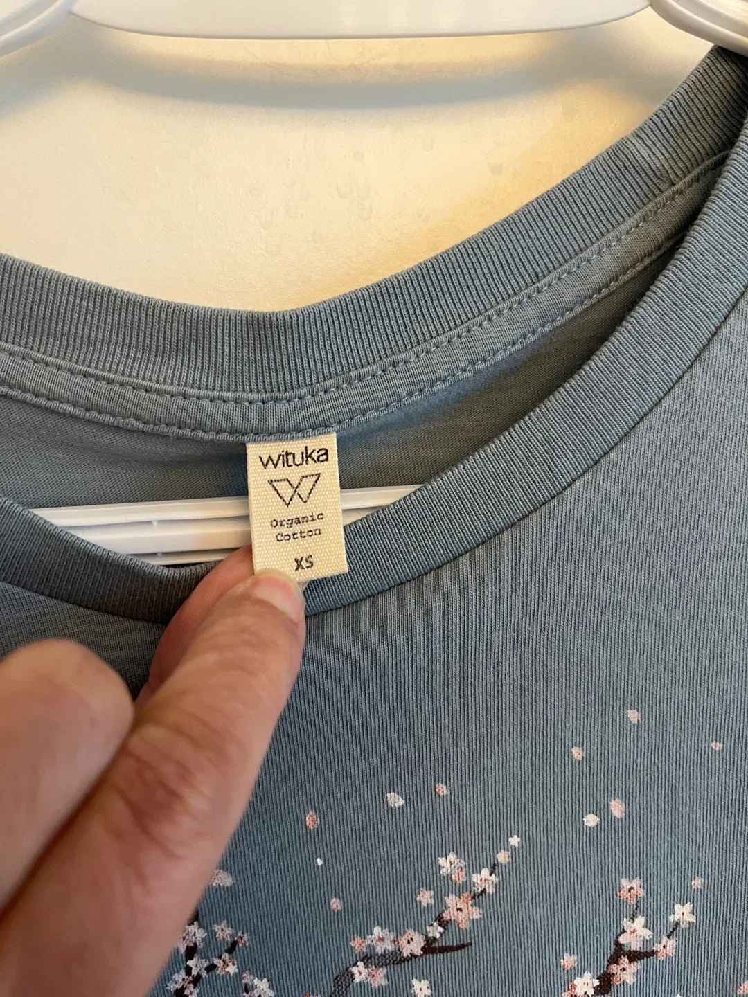 Wituka Organic Cotton T-Shirt - XS unisex image indicator(2)