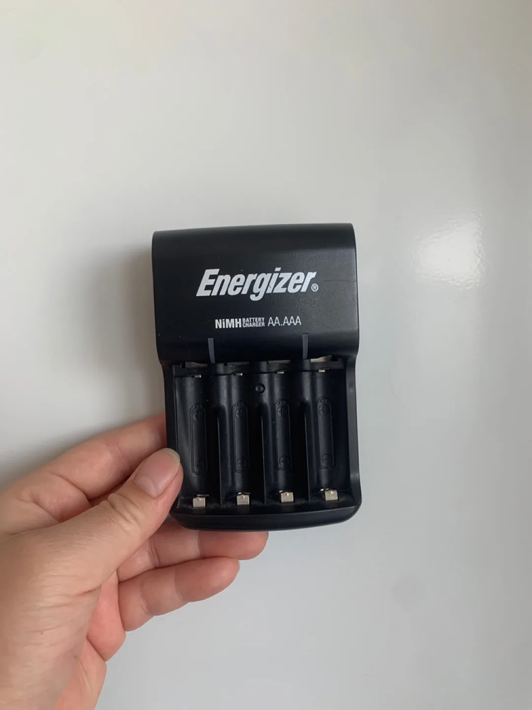 ‼️MOVING MUST-GO‼️ Energizer NIMH Battery Charger AA/AAA thumbnail