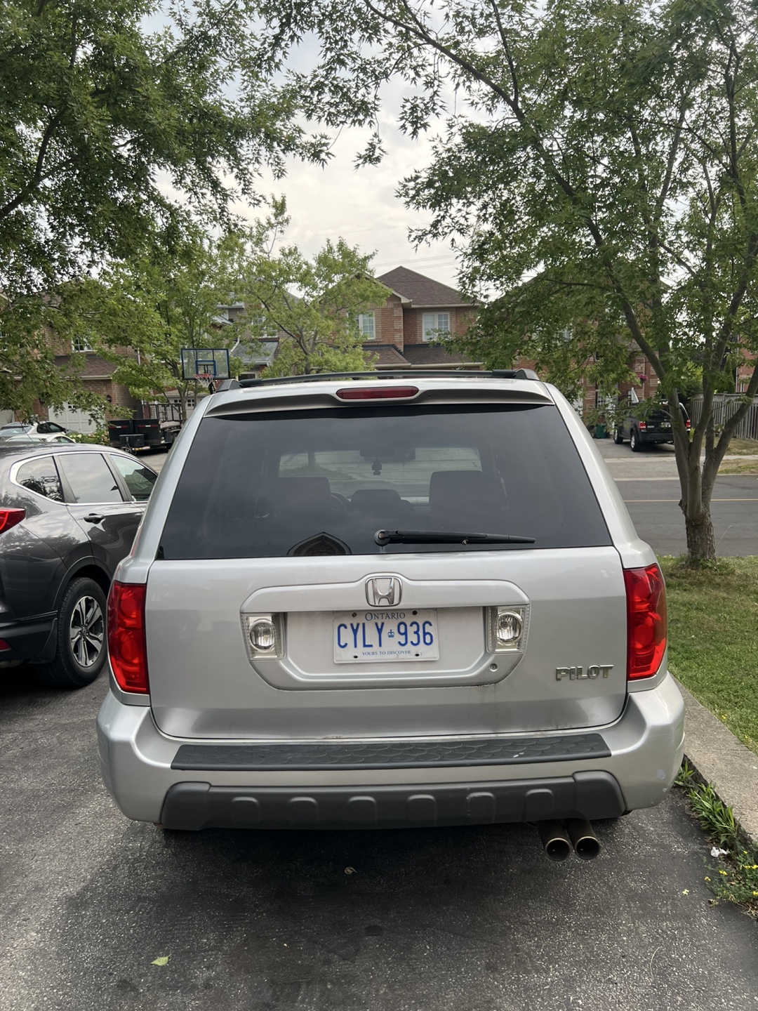 Honda Pilot SUV - Silver - photo 3