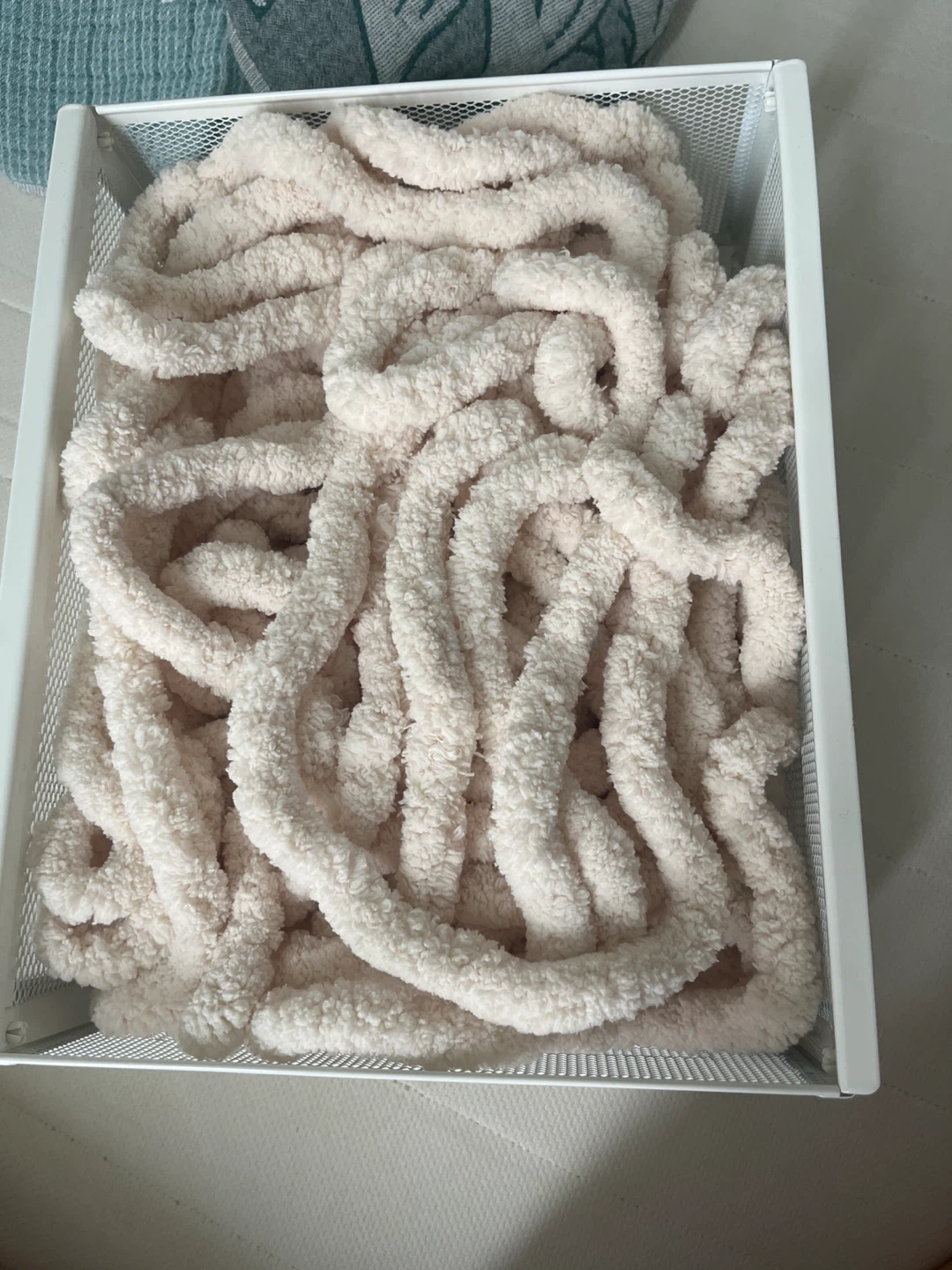 Cream Chunky Knit Yarn