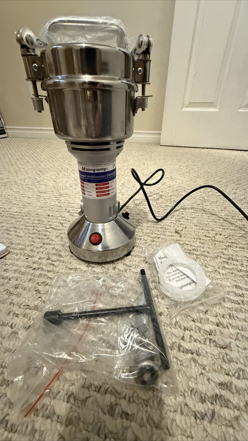 Moongiantgo 150g Grain Grinder Mill