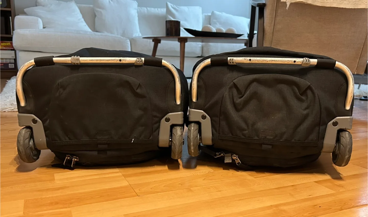 MEC Rolling Carry-On Backpack (x2) – 40L each image indicator(9)