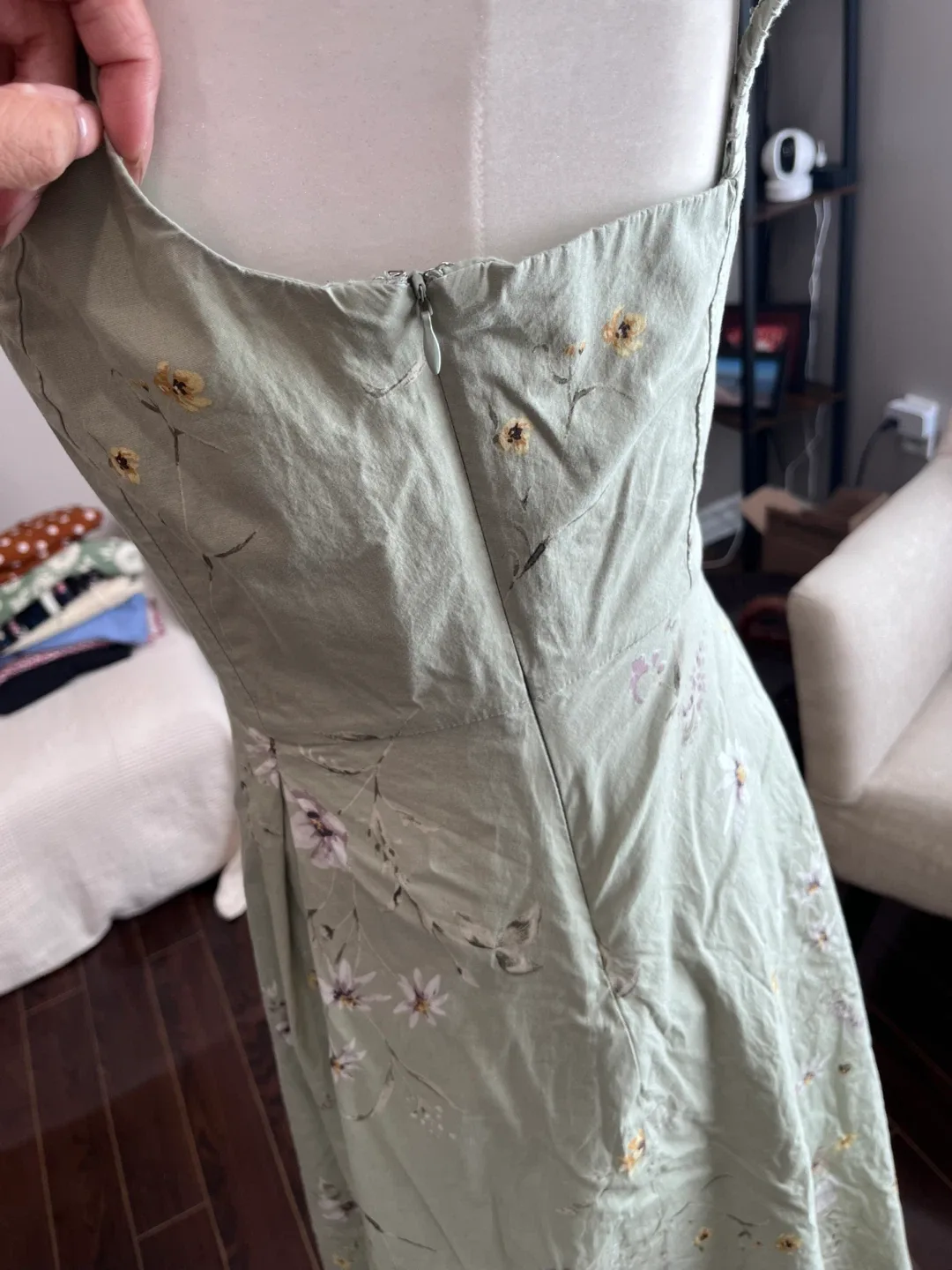 Reitmans Floral Dress image indicator(3)