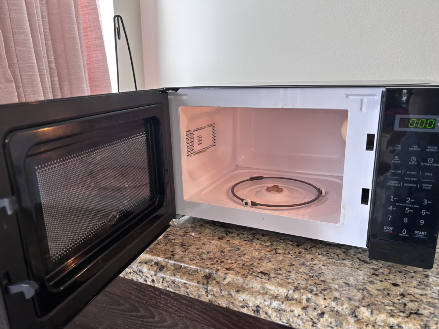 Comfee CM-M201K(BK) Microwave Oven - photo 4