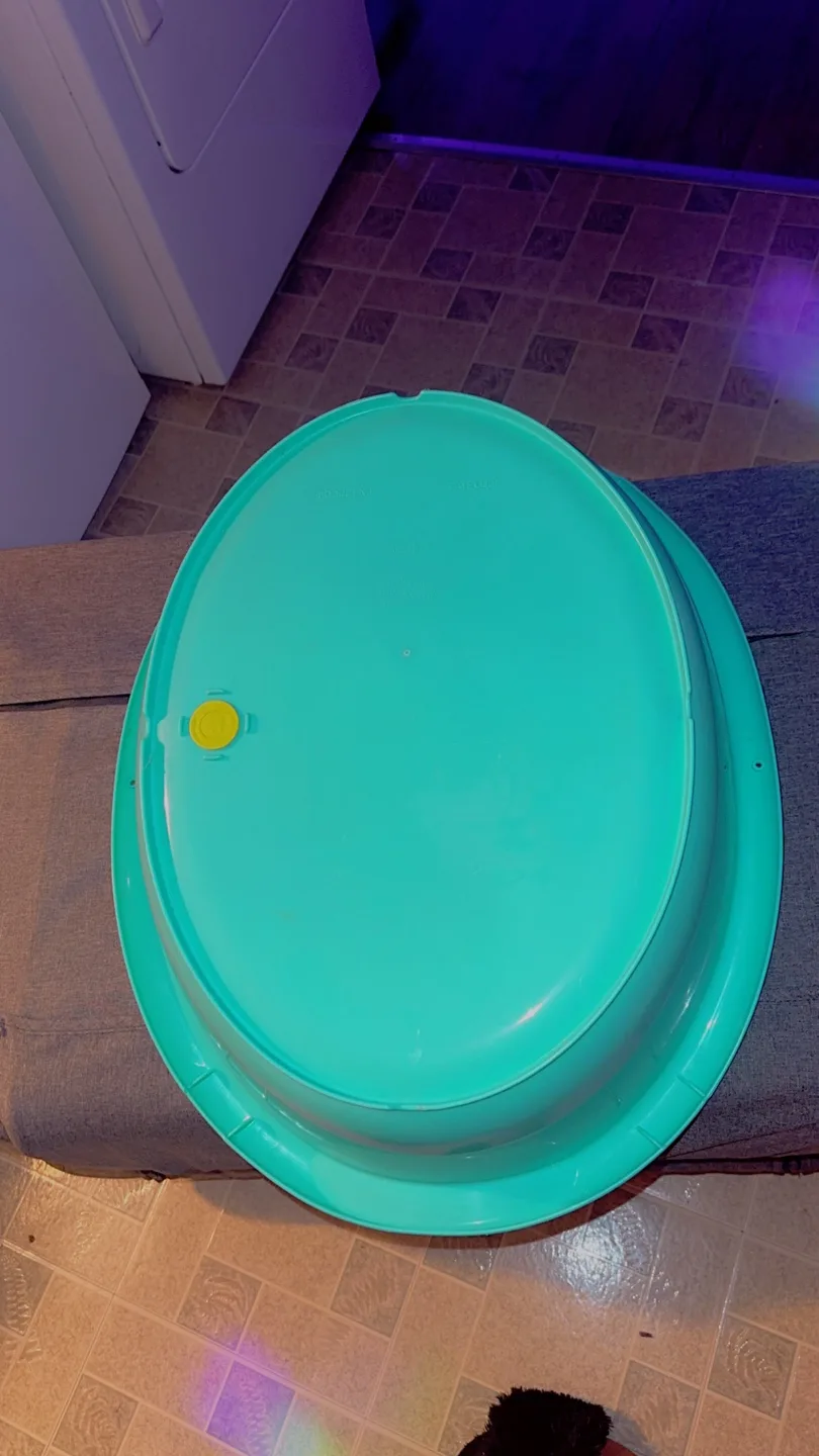 The First Years Sure Comfort Deluxe Newborn Tub image indicator(2)