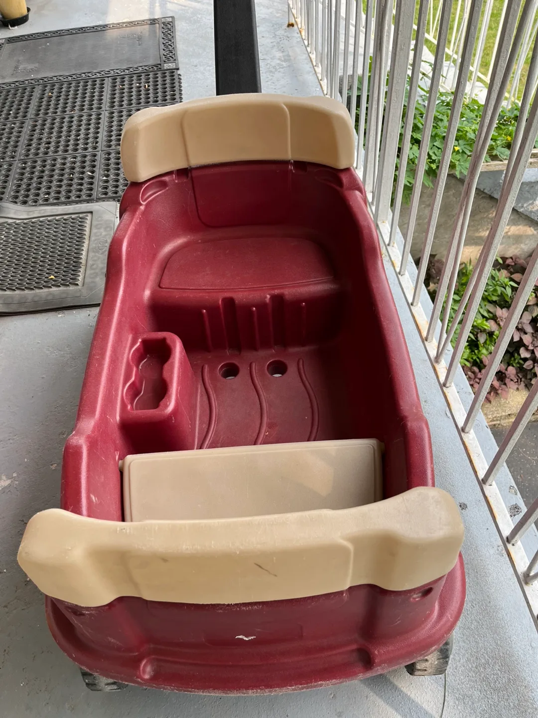 Little Tikes Cozy Coupe Wagon image indicator(4)
