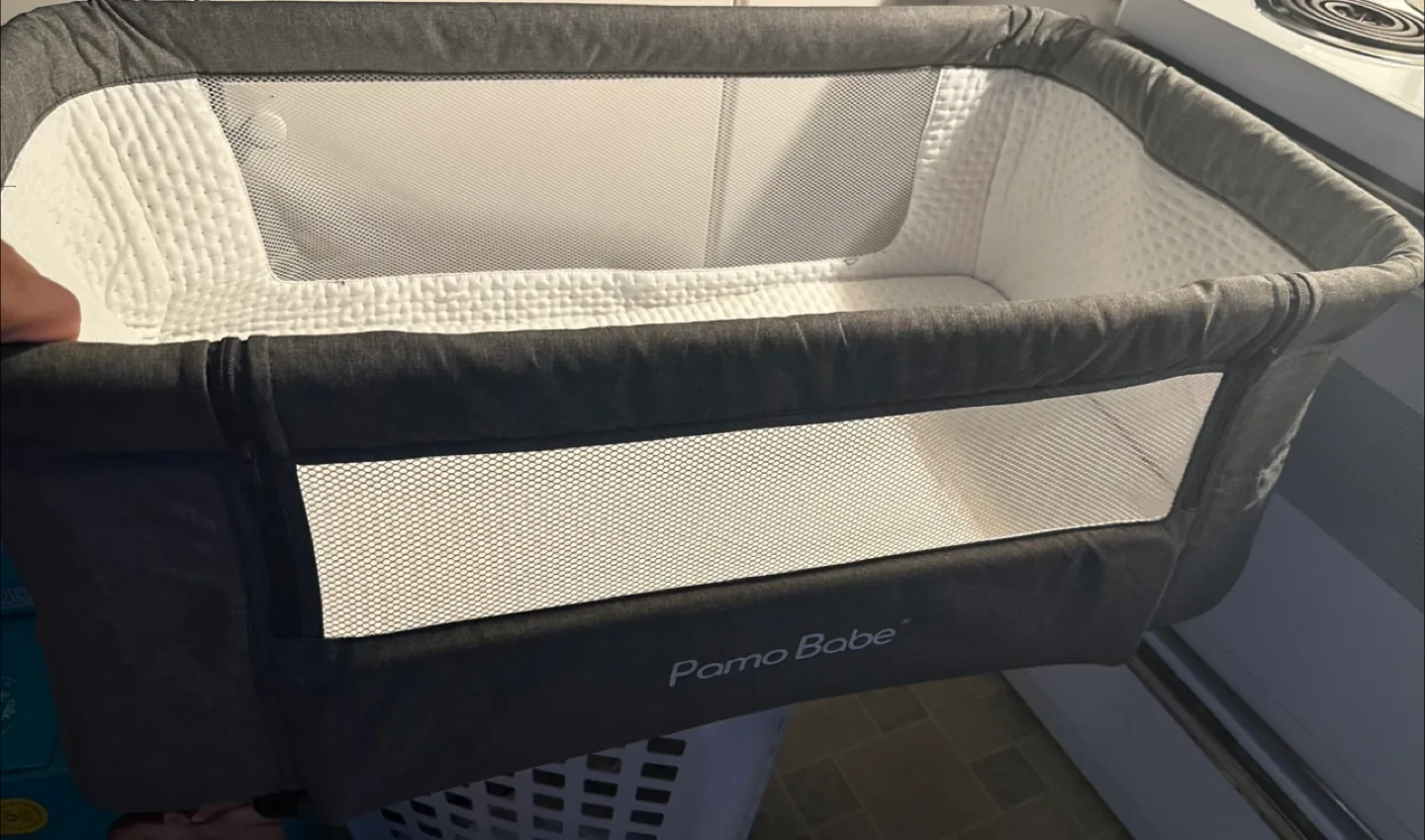 HALO BassiNest Swivel Sleeper Bassinet image indicator(2)