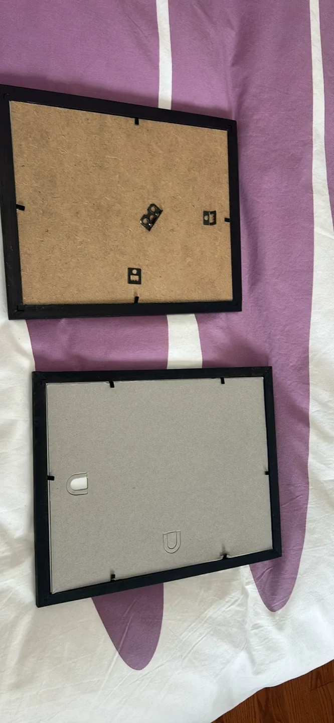 Two Black Picture Frames image indicator(2)