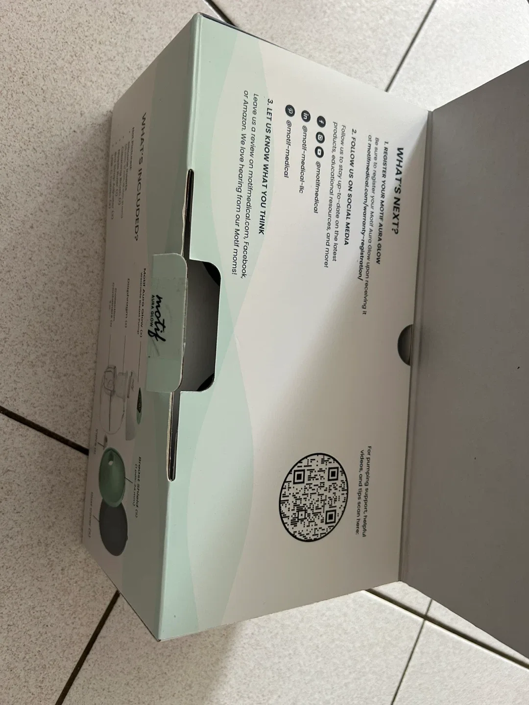 Motif Aura Glow Wearable Breast Pump - New in Box image indicator(6)