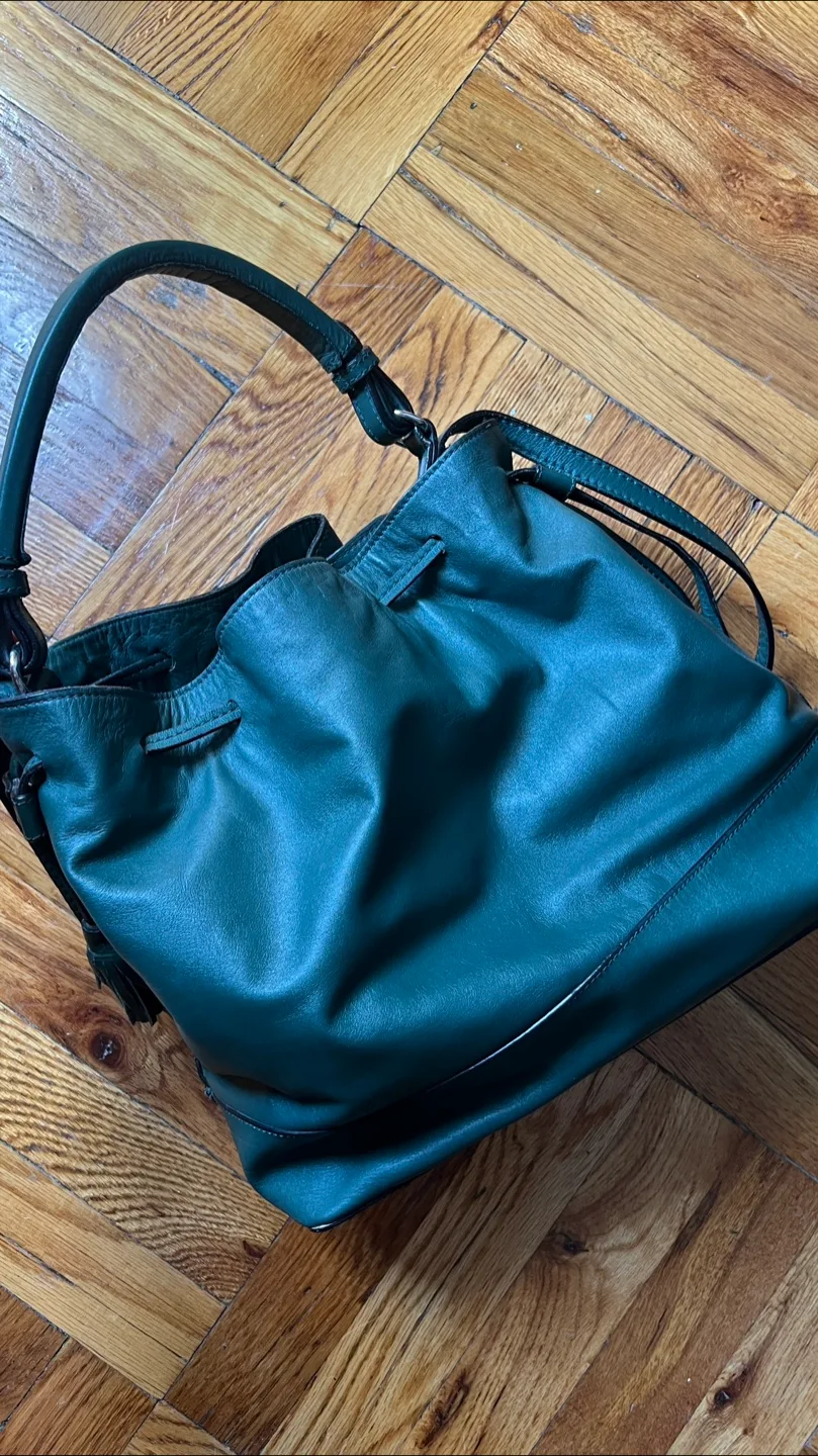 Zara Woman Green Leather Handbag image indicator(2)