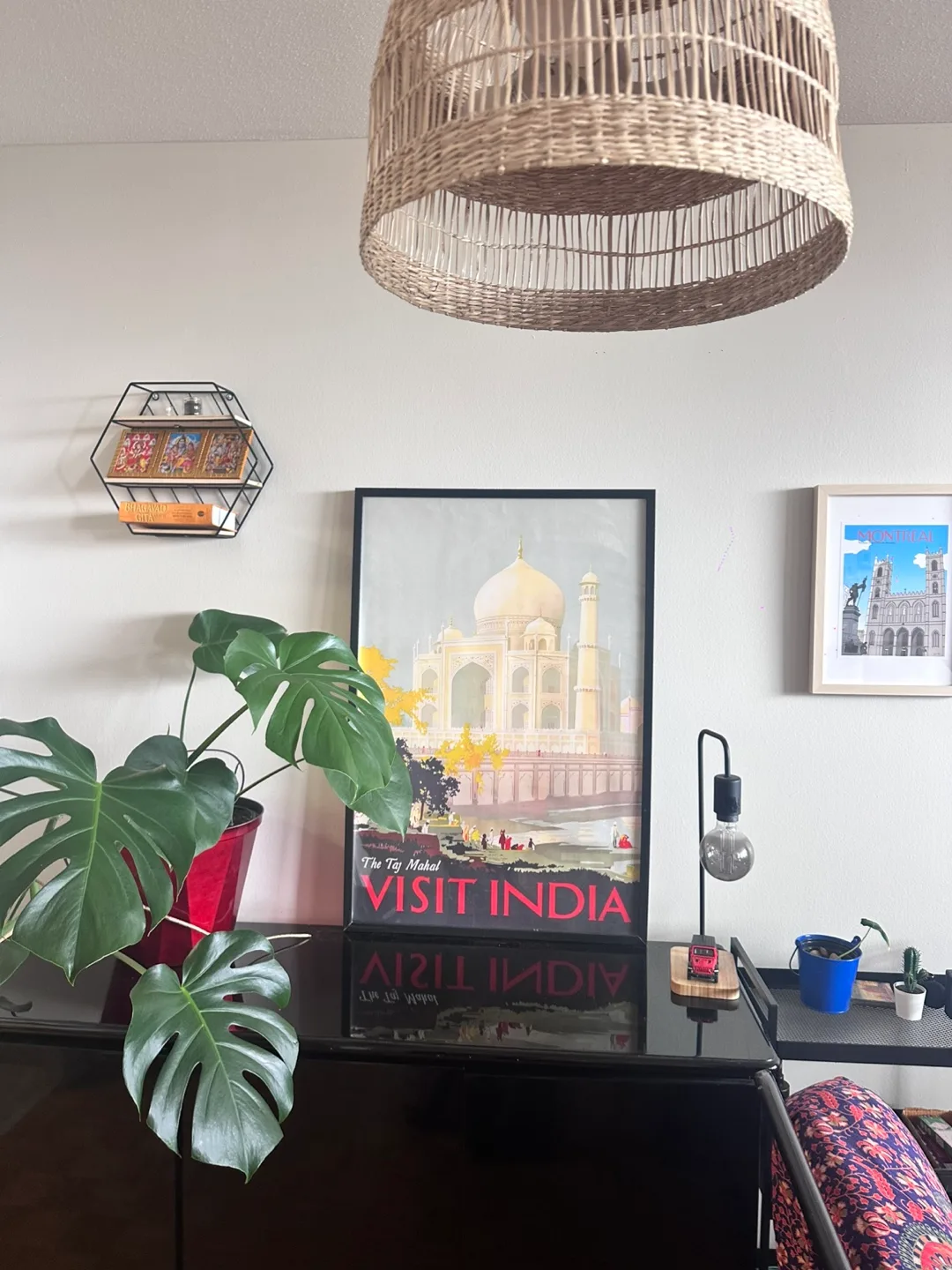 Visit India Taj Mahal Framed Print image indicator(3)