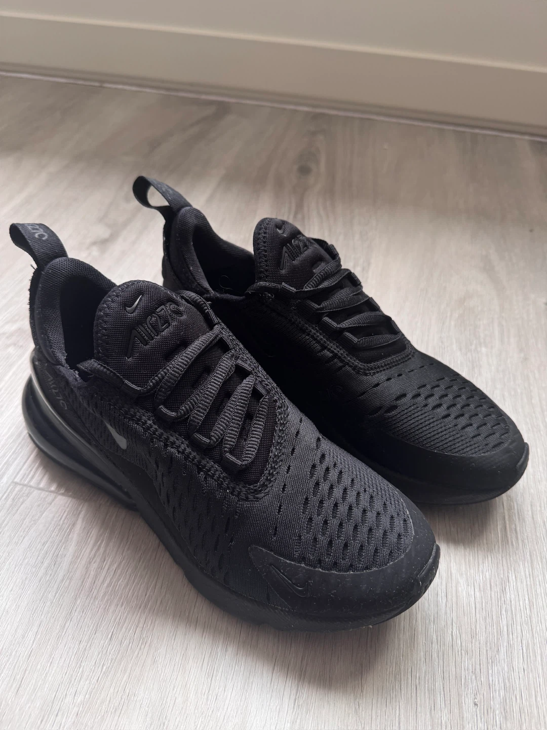 Nike Air Max 270 Black Sneakers - photo 2