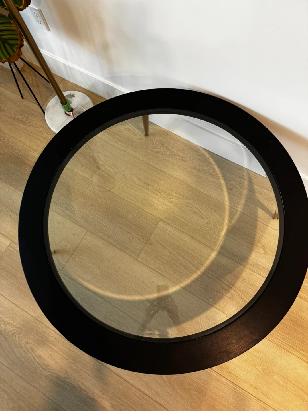 Round Glass Coffee Table - Black & Gold - photo 3