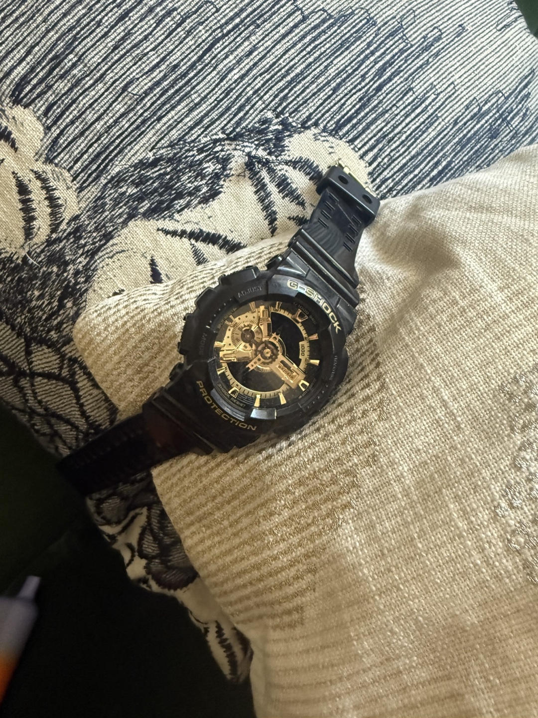 Casio G-Shock GA-110GB Black & Gold Watch