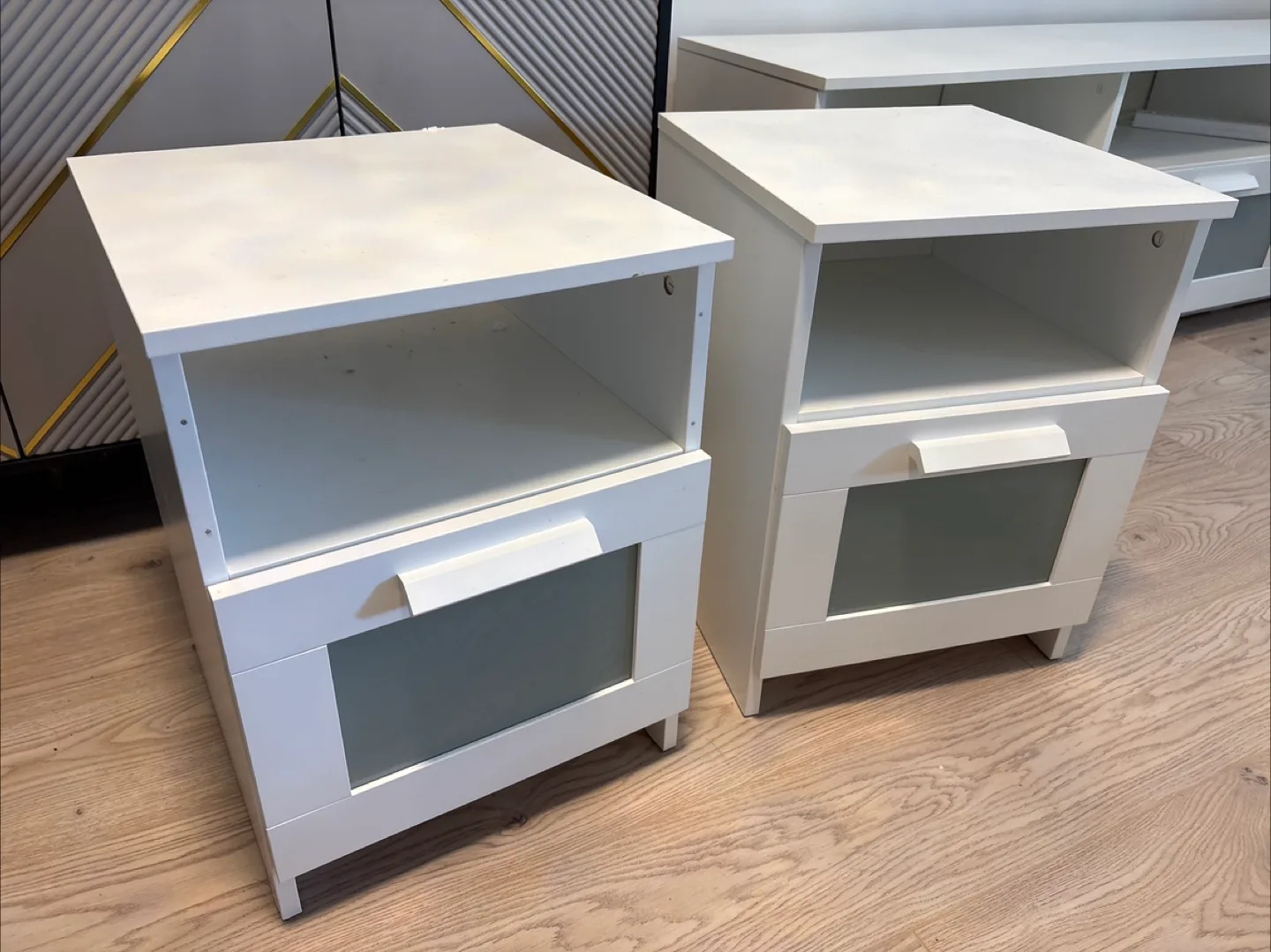 Pair of White Bedside Tables image indicator(2)