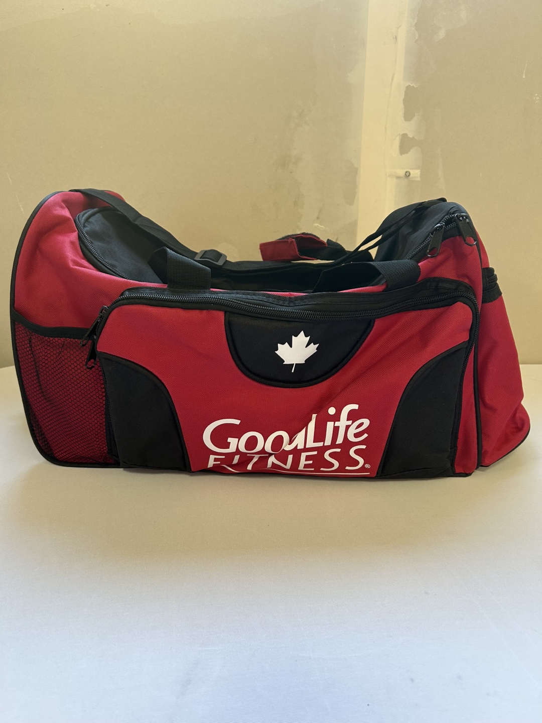 GoodLife Fitness Gym Bag - Red & Black - photo 3