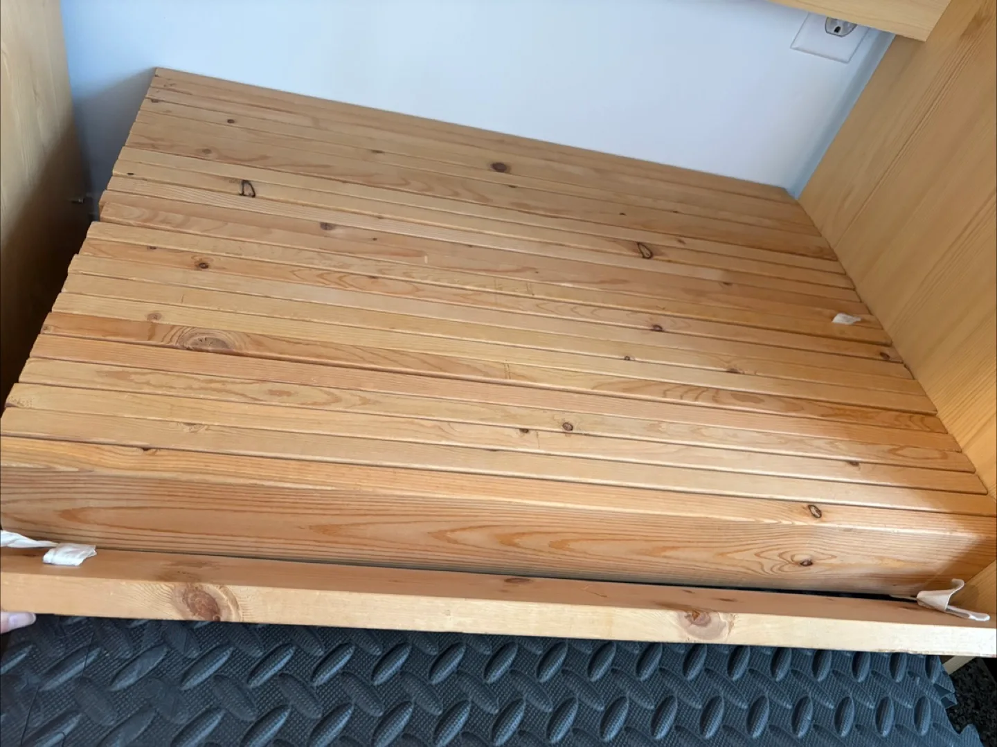 Double - IKEA Malm Bed Frame - White image indicator(5)