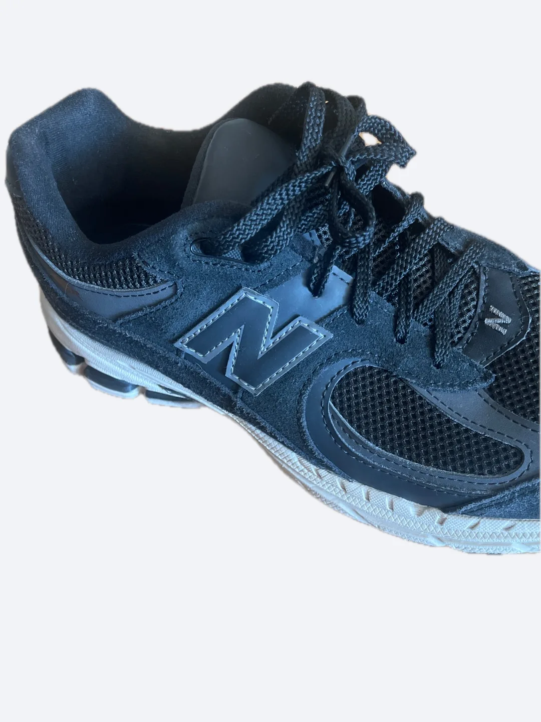 New Balance 2002R Black Shoes - Size 7 US image indicator(2)