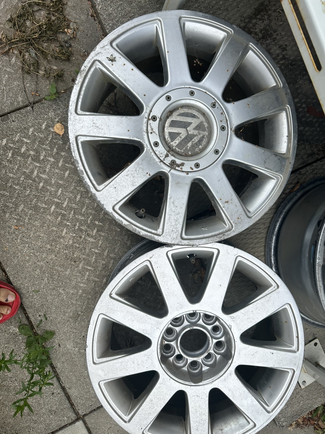 Volkswagen Silver Alloy Wheels set  15”