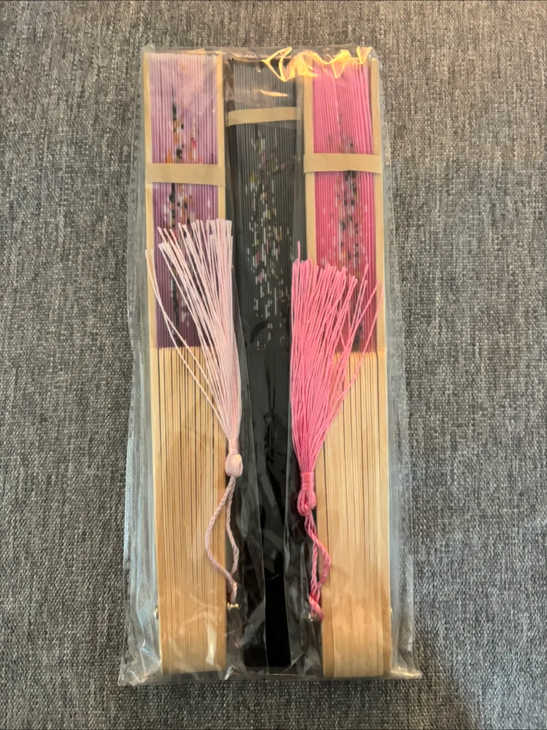 New 3 PCS Silk Folding Hand Fans image indicator(2)