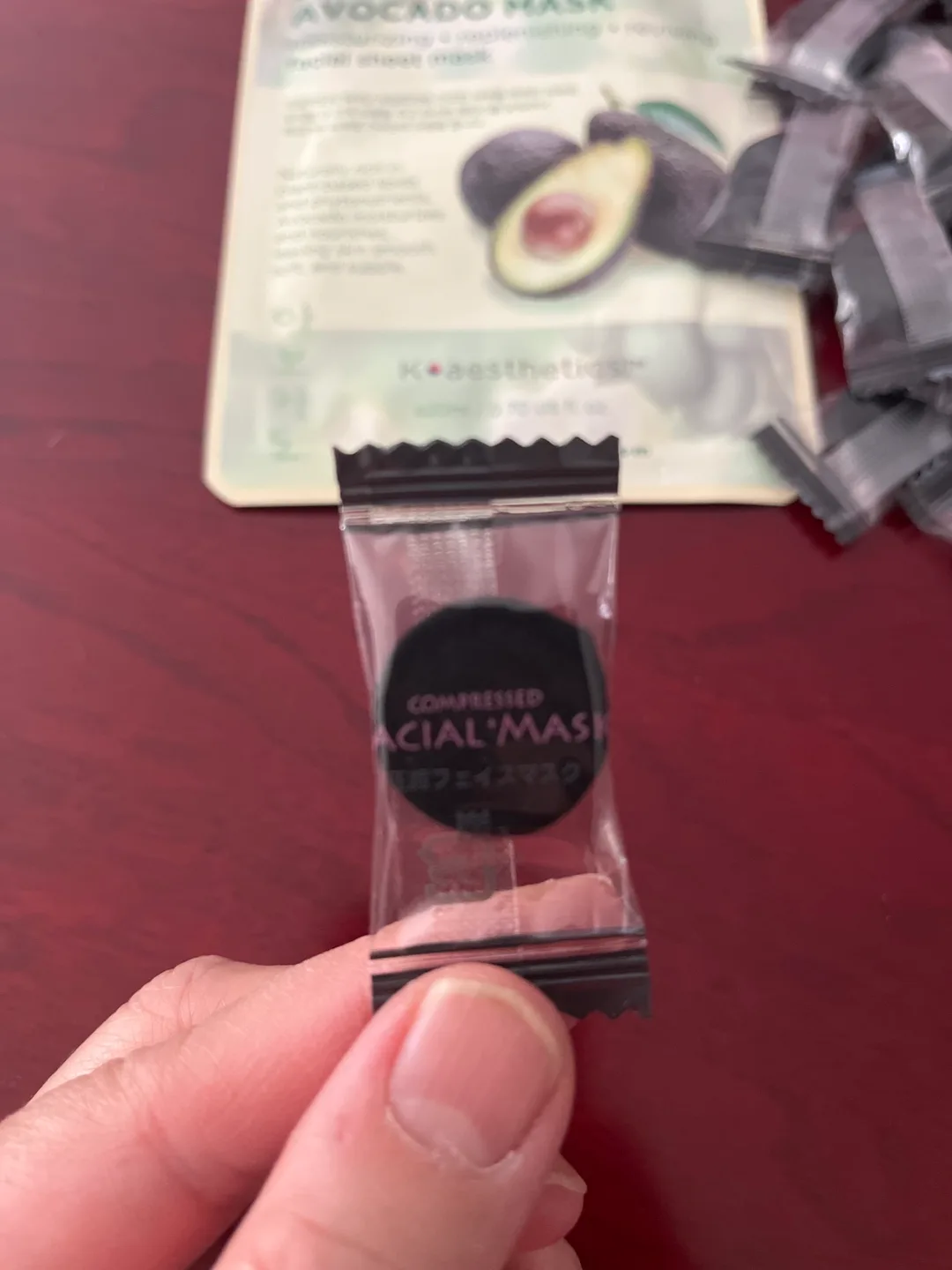 Earth Therapeutics Nourishing Avocado Mask + Compressed Masks image indicator(2)