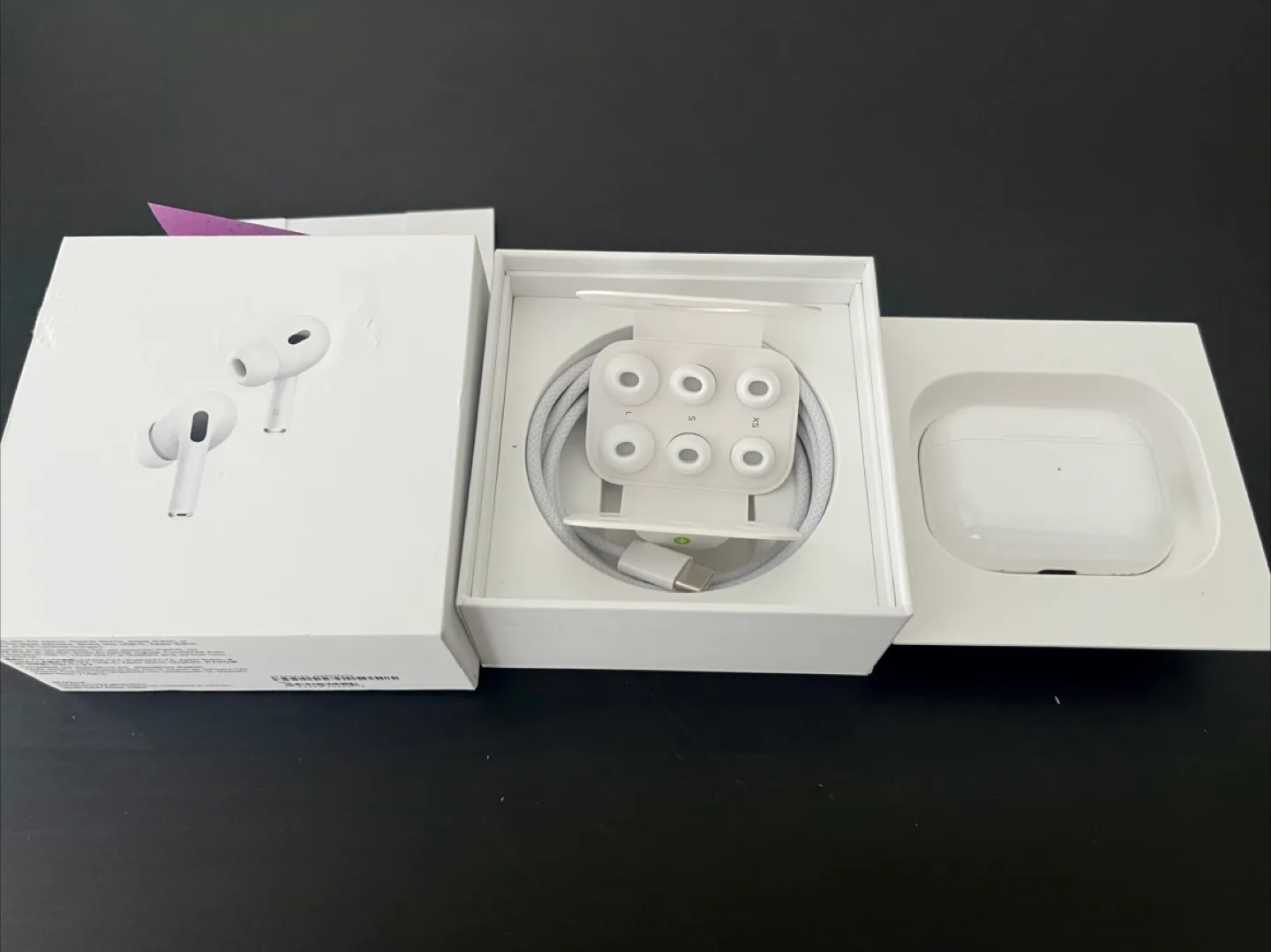 Apple AirPods Pro 2nd Gen with TYPE-C Charging Case image indicator(4)