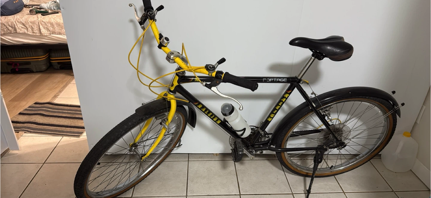 Raleigh Portage Bicycle + Lock - photo 2