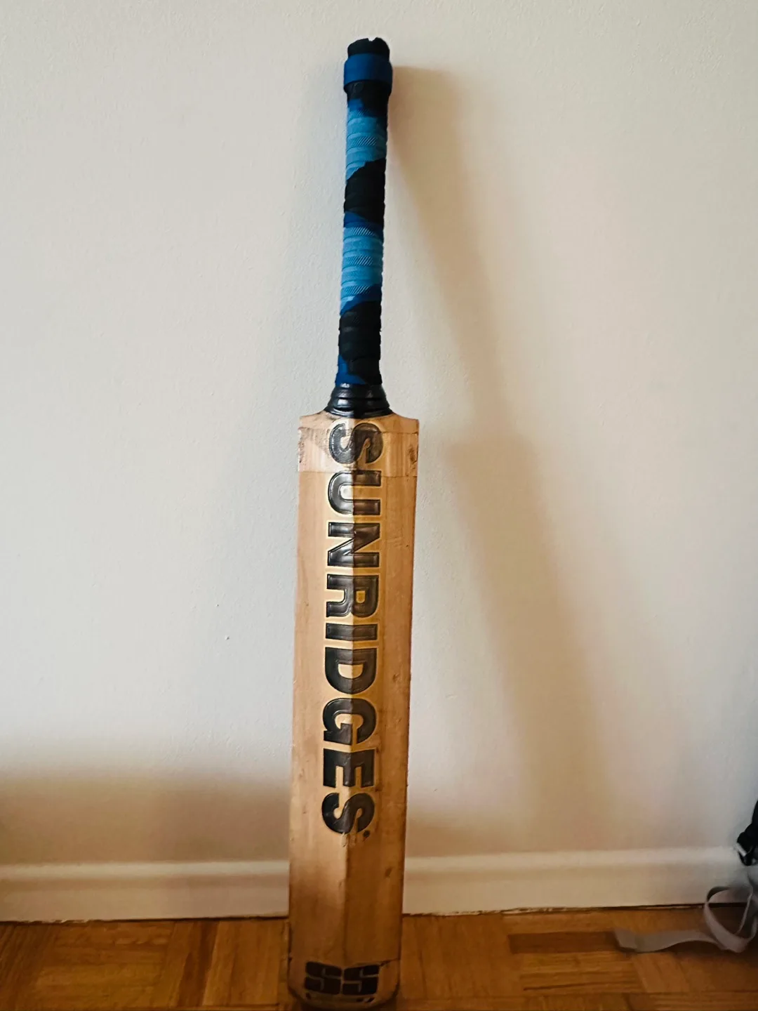 SS Sunridge’s tennis ball Cricket Bat thumbnail