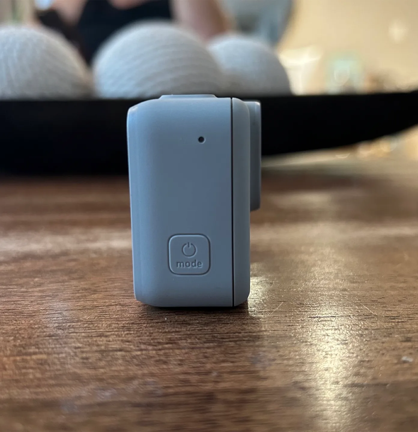 GoPro HERO7 White – Includes Mount & USB-C Charger image indicator(5)