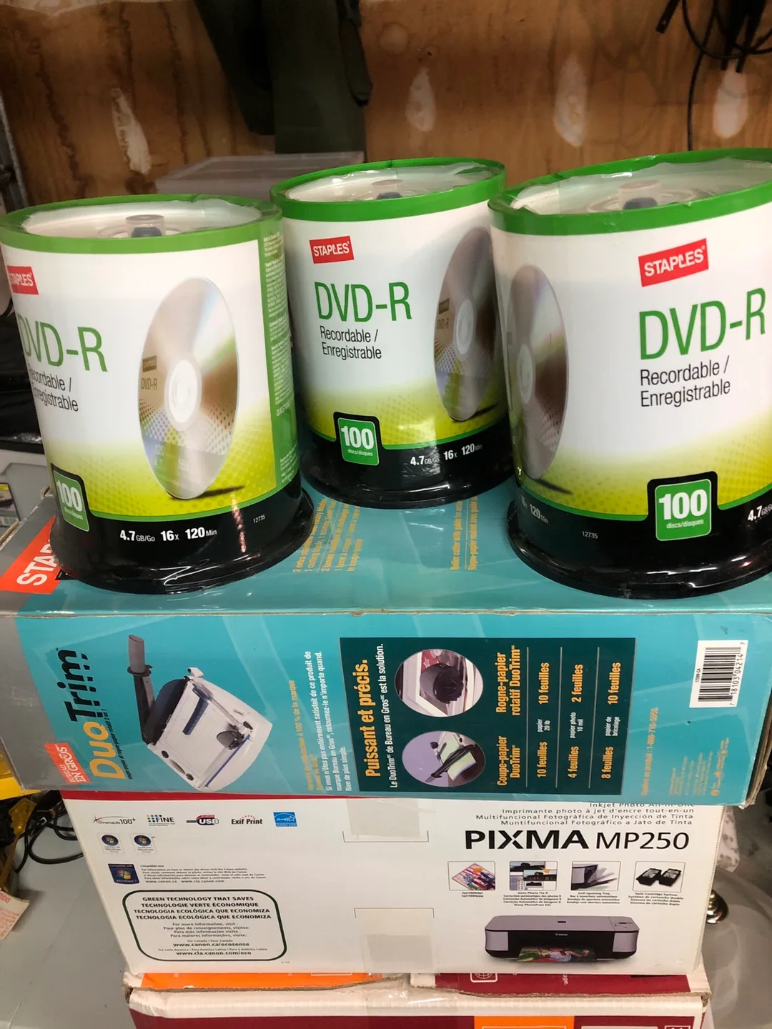 Staples DVD-R Recordable Discs - New image indicator(2)