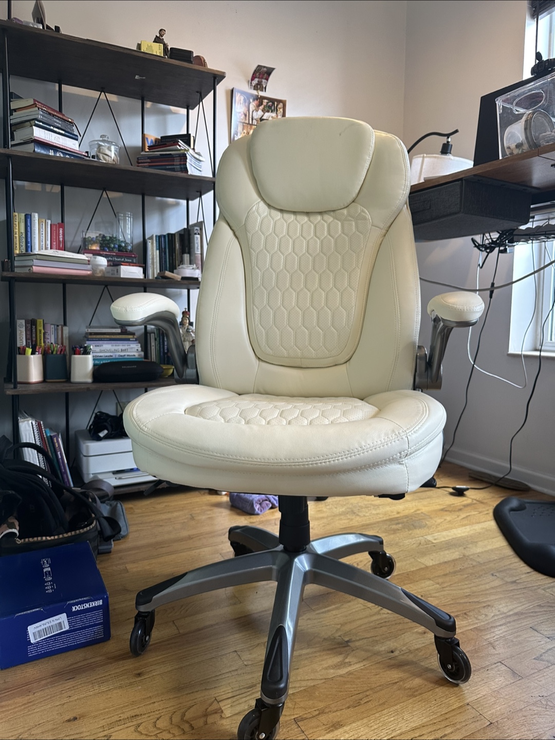 Executive Office Chair - Ivory Leather - photo 3