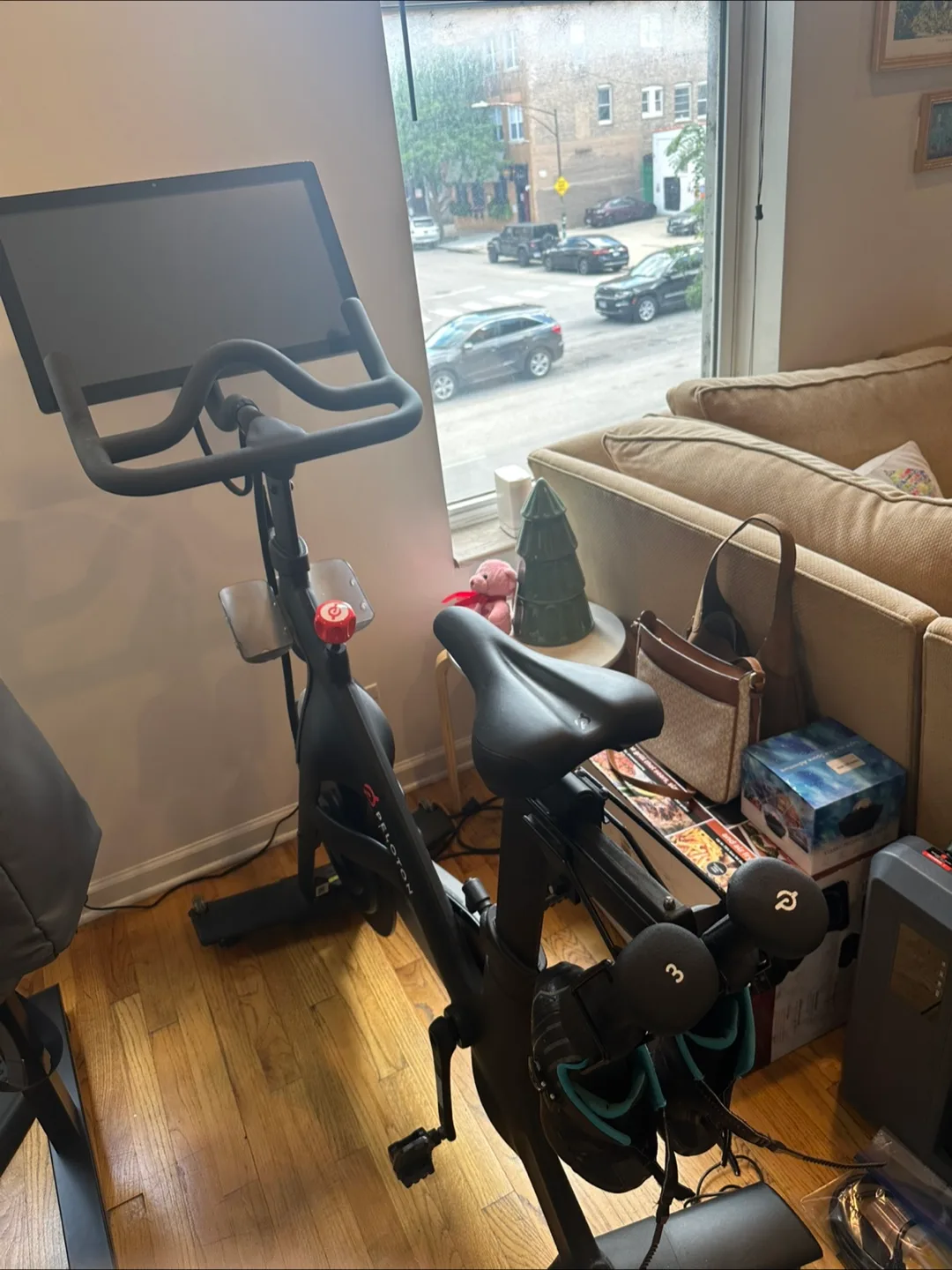 Peloton Exercise Bike thumbnail